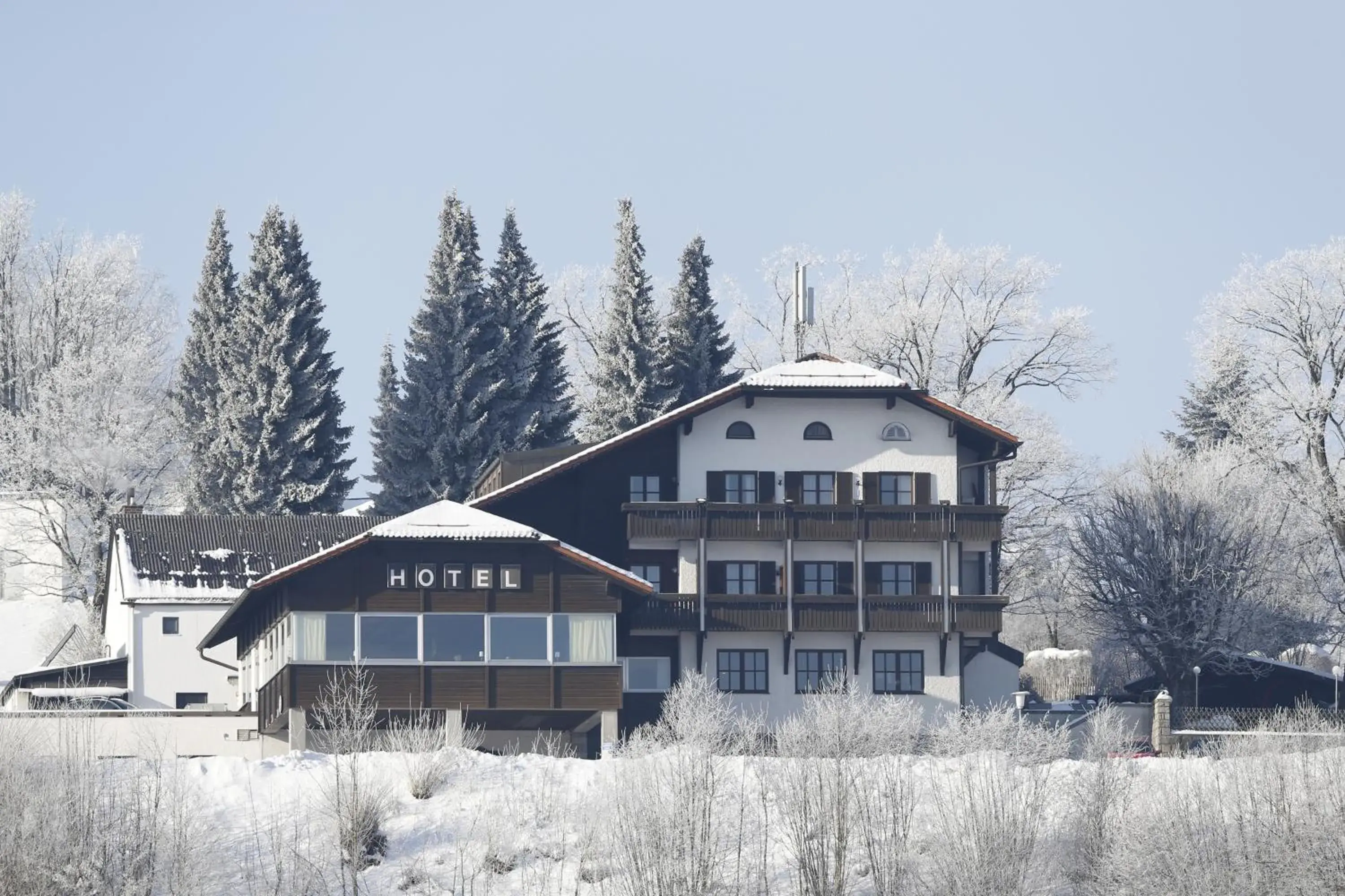 Property building, Winter in Landhotel Gottinger