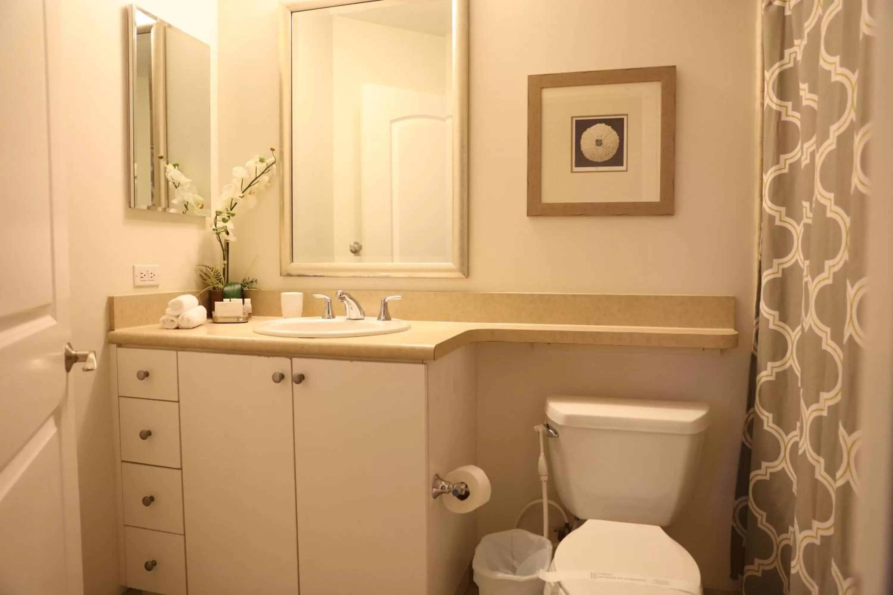 Bathroom in Dadeland Towers by Miami Vacations