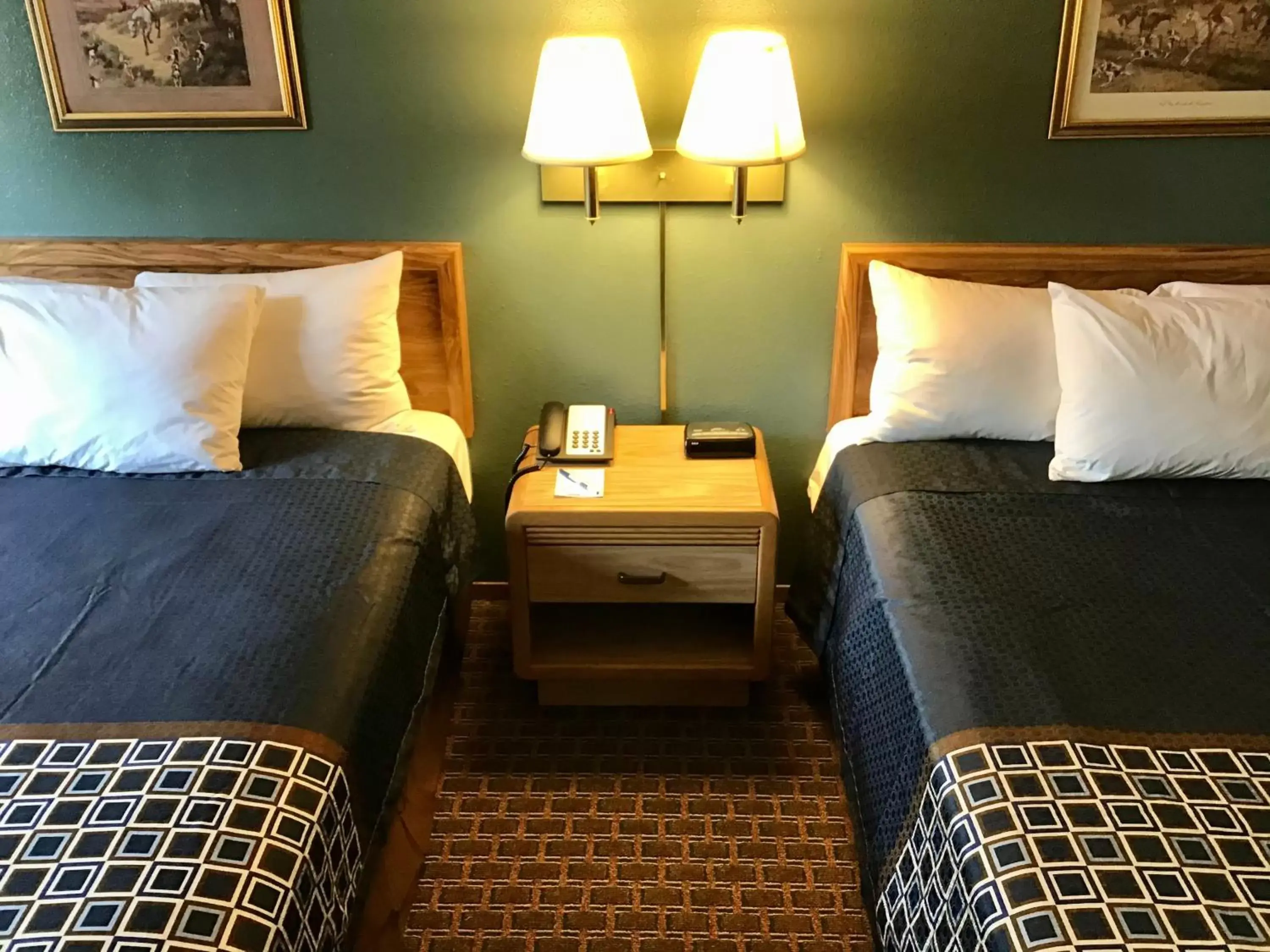 Photo of the whole room, Bed in Travelodge by Wyndham Worland Photo of the whole room, Bed in Travelodge by Wyndham Worland