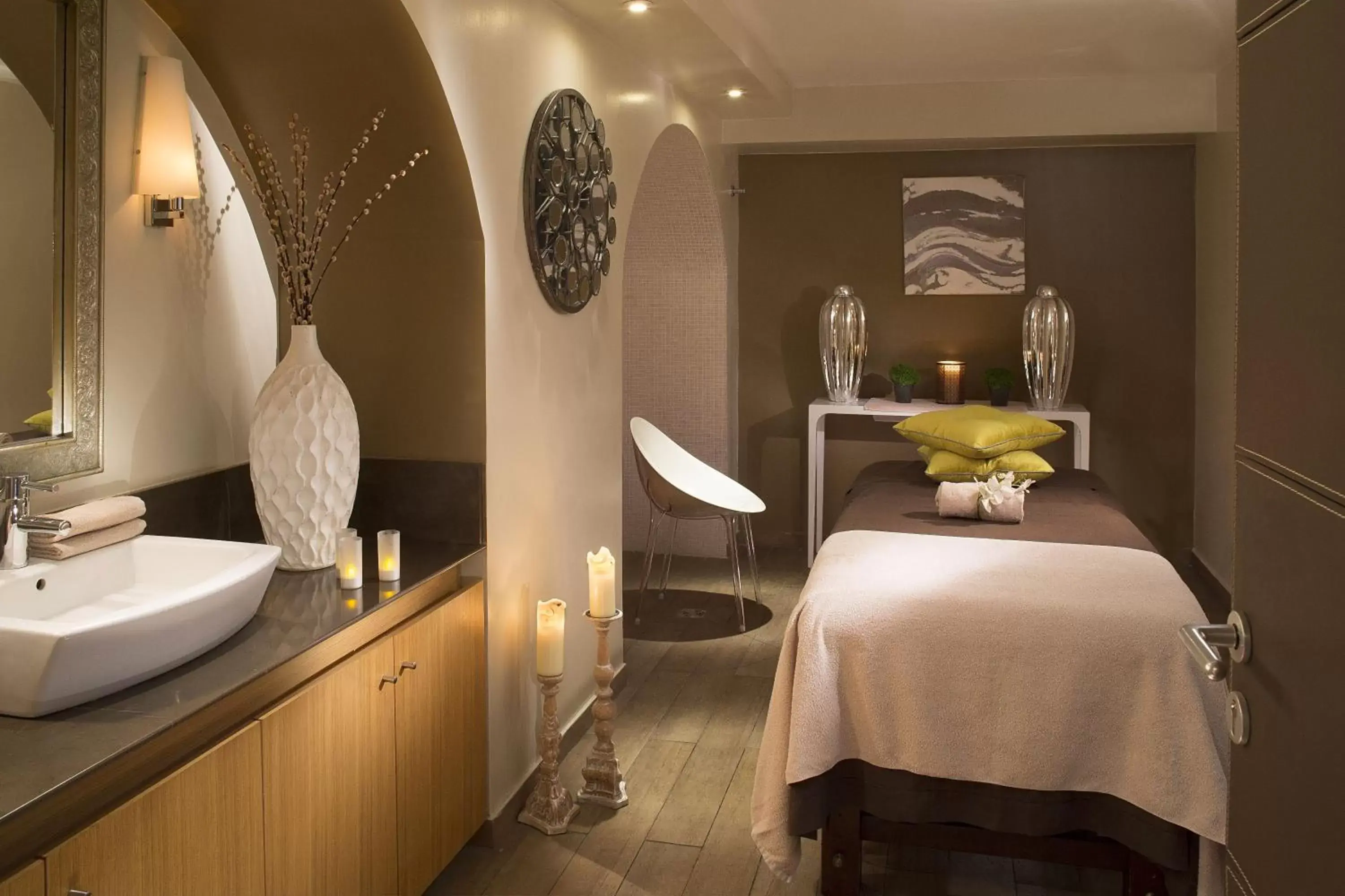 Spa and wellness centre/facilities in Hotel Le Six