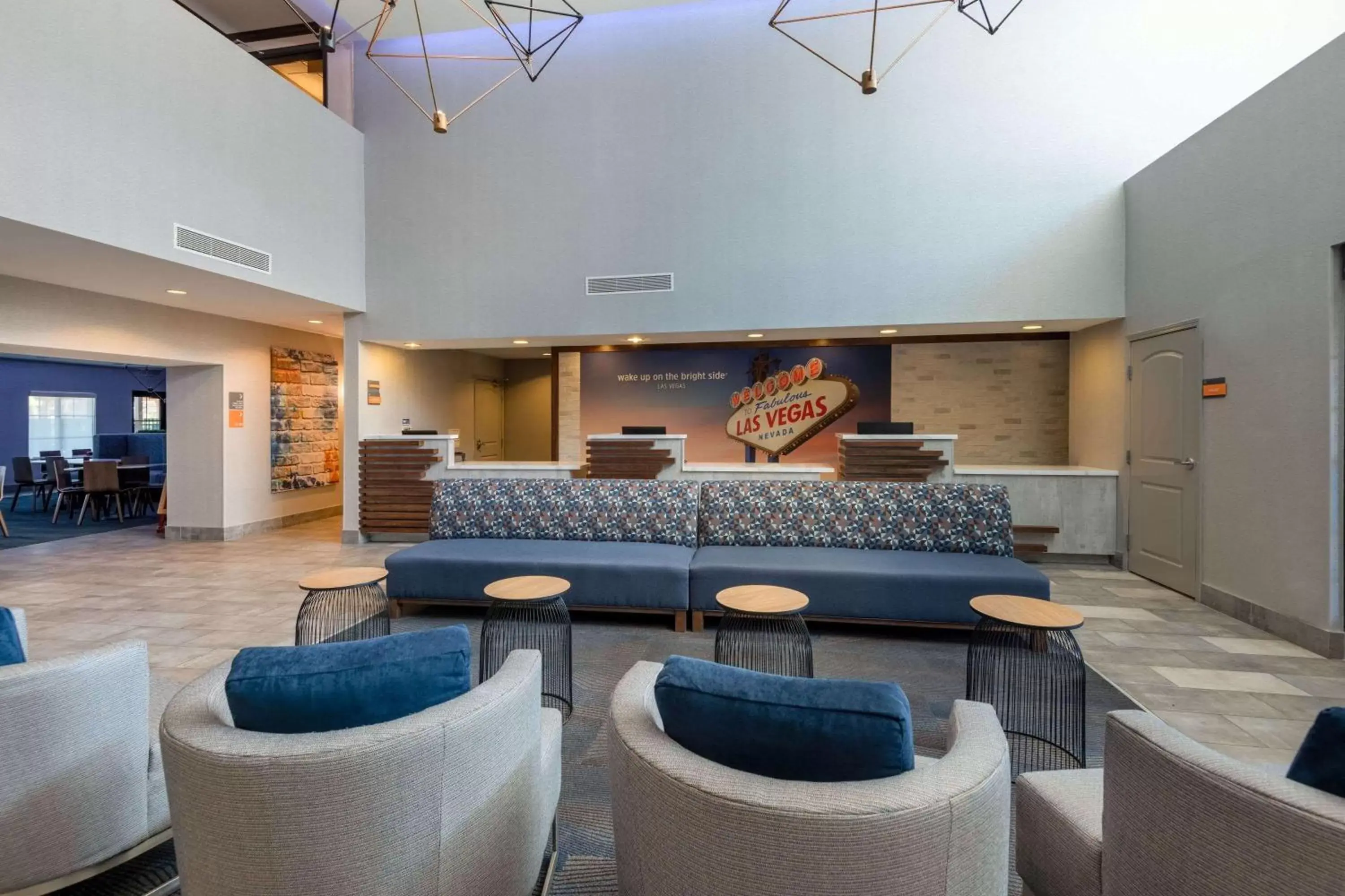 Lobby or reception in La Quinta by Wyndham Las Vegas Airport South