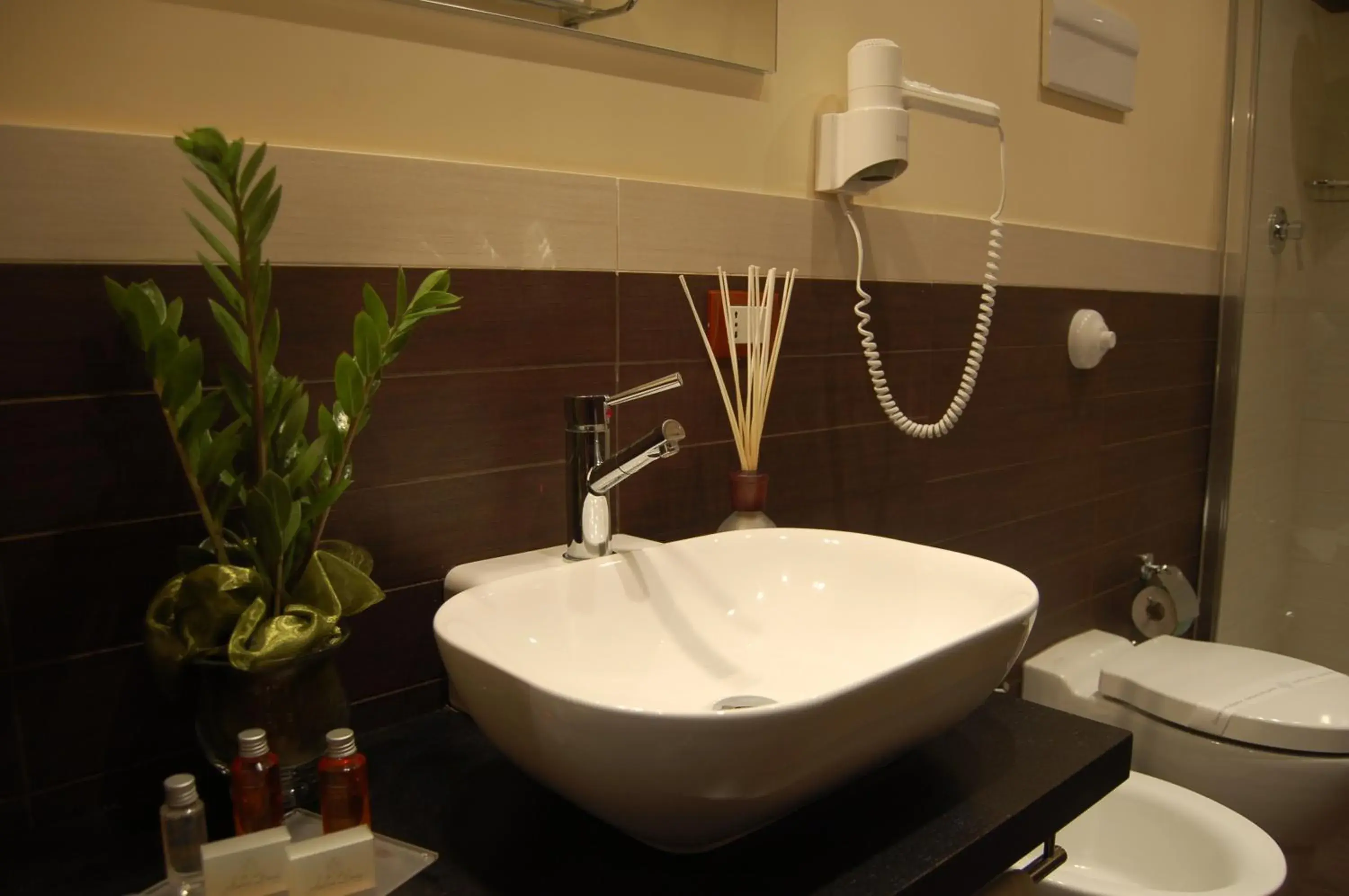 Bathroom in Andrea Doria Hotel