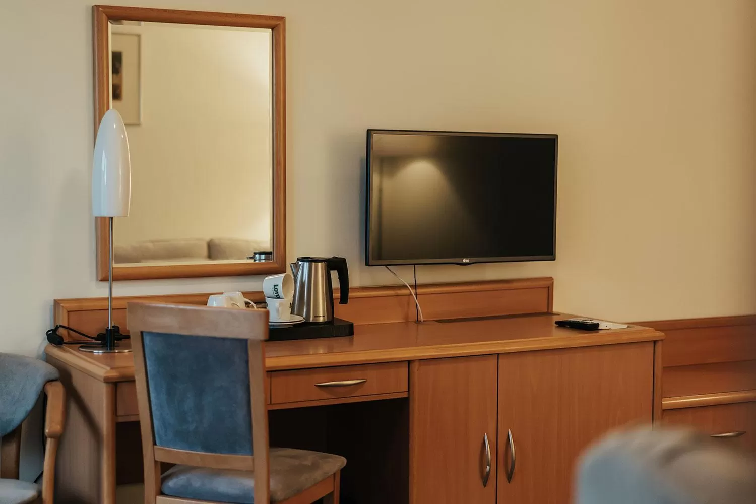 Communal lounge/ TV room in Hotel Mrągowo Resort&Spa