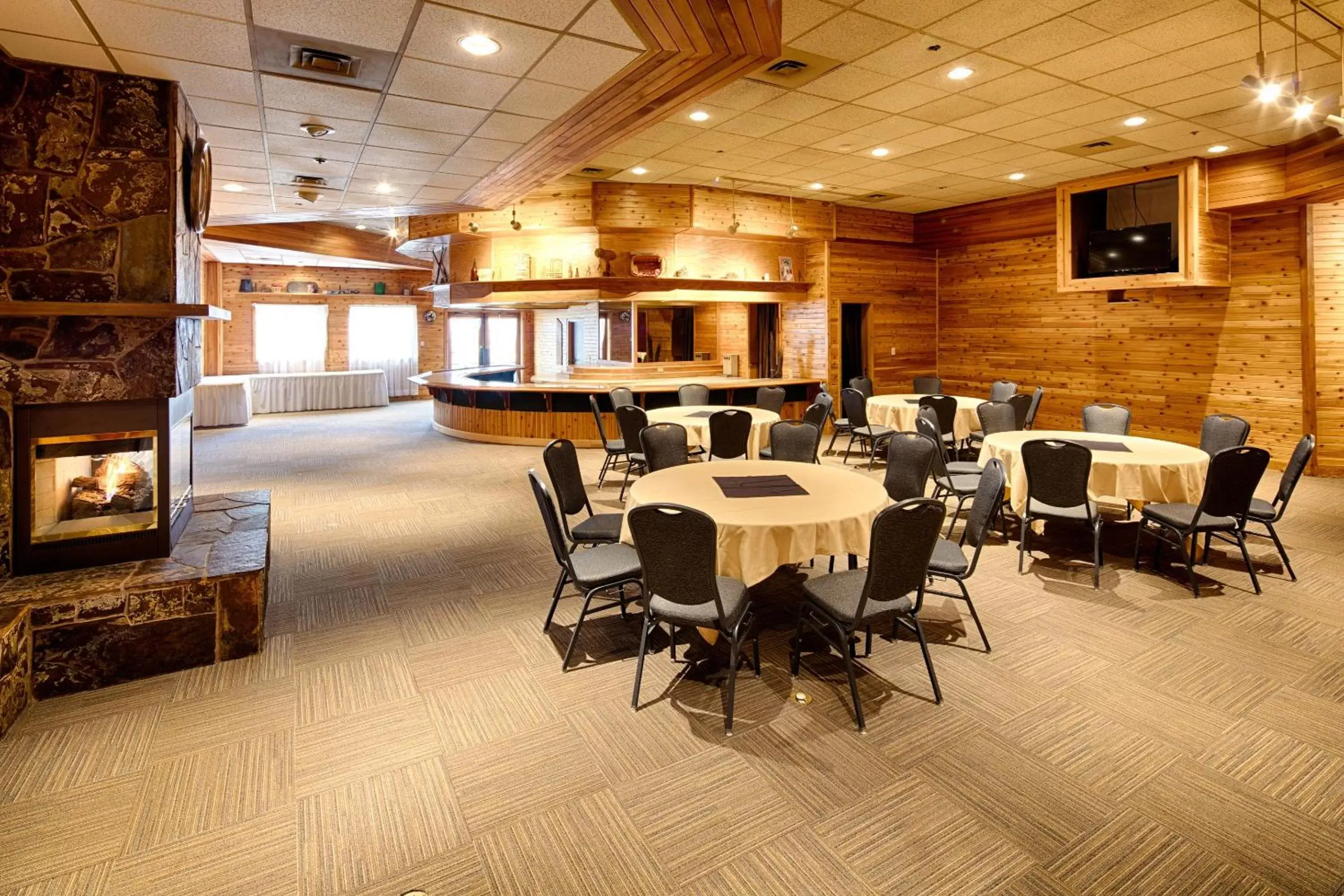 Banquet/Function facilities, Lounge/Bar in Red Lion Hotel Kalispell