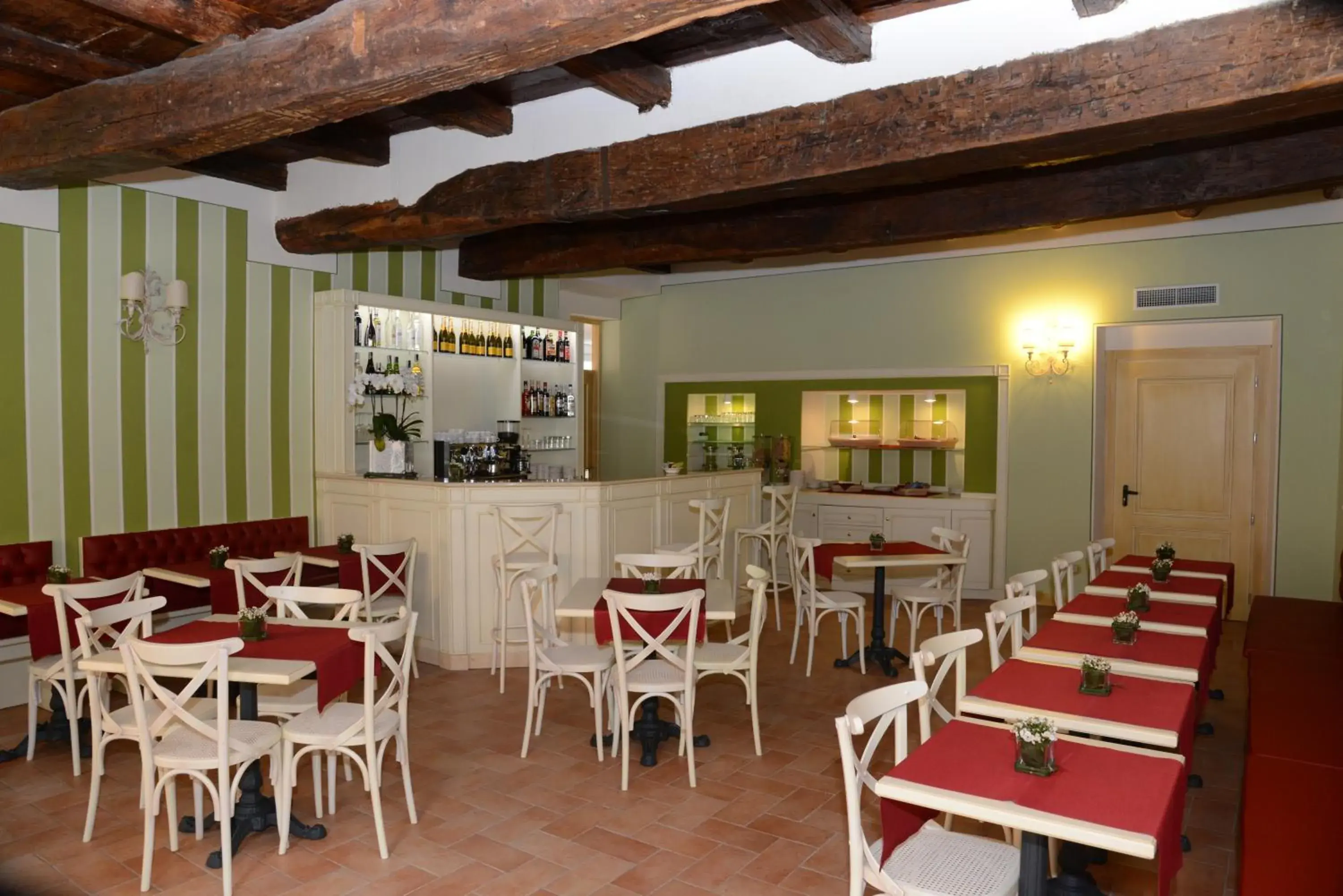 Restaurant/Places to Eat in Hotel Borgo Antico