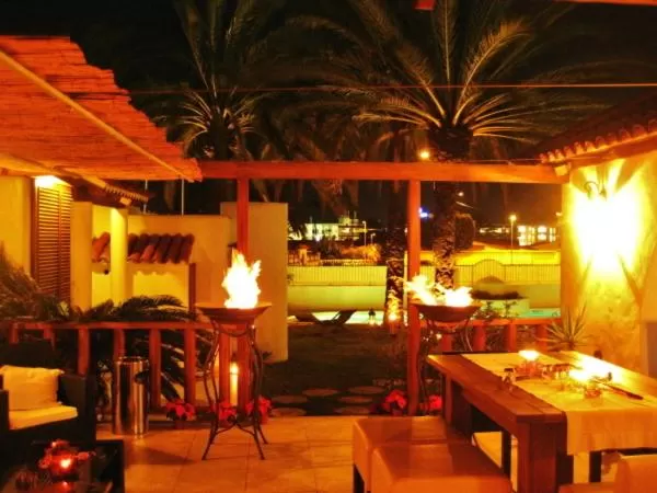 Restaurant/places to eat in Birdcage Gay Men Resort and Lifestyle Hotel