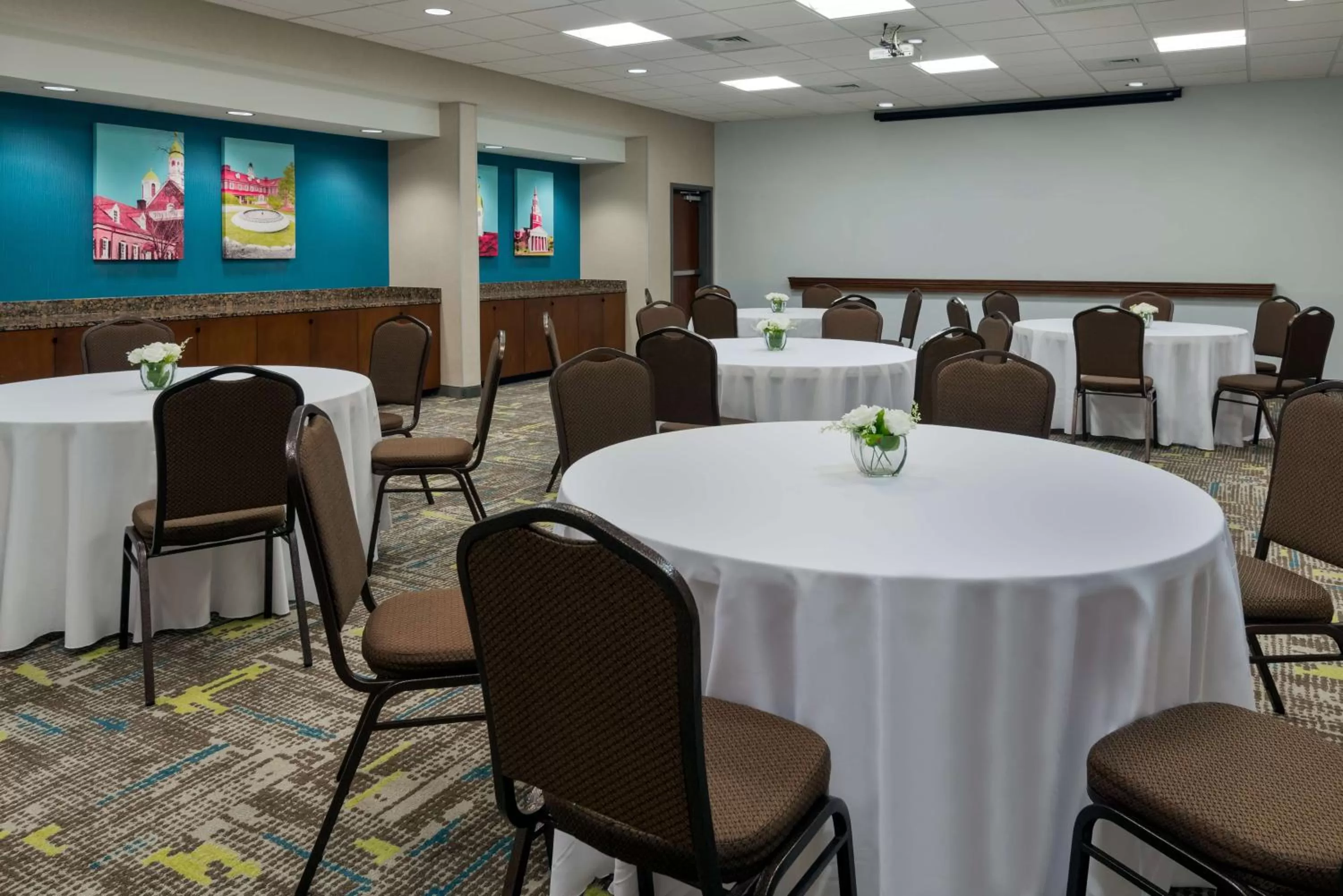 Meeting/conference room in Hampton Inn & Suites Winston-Salem/University Area