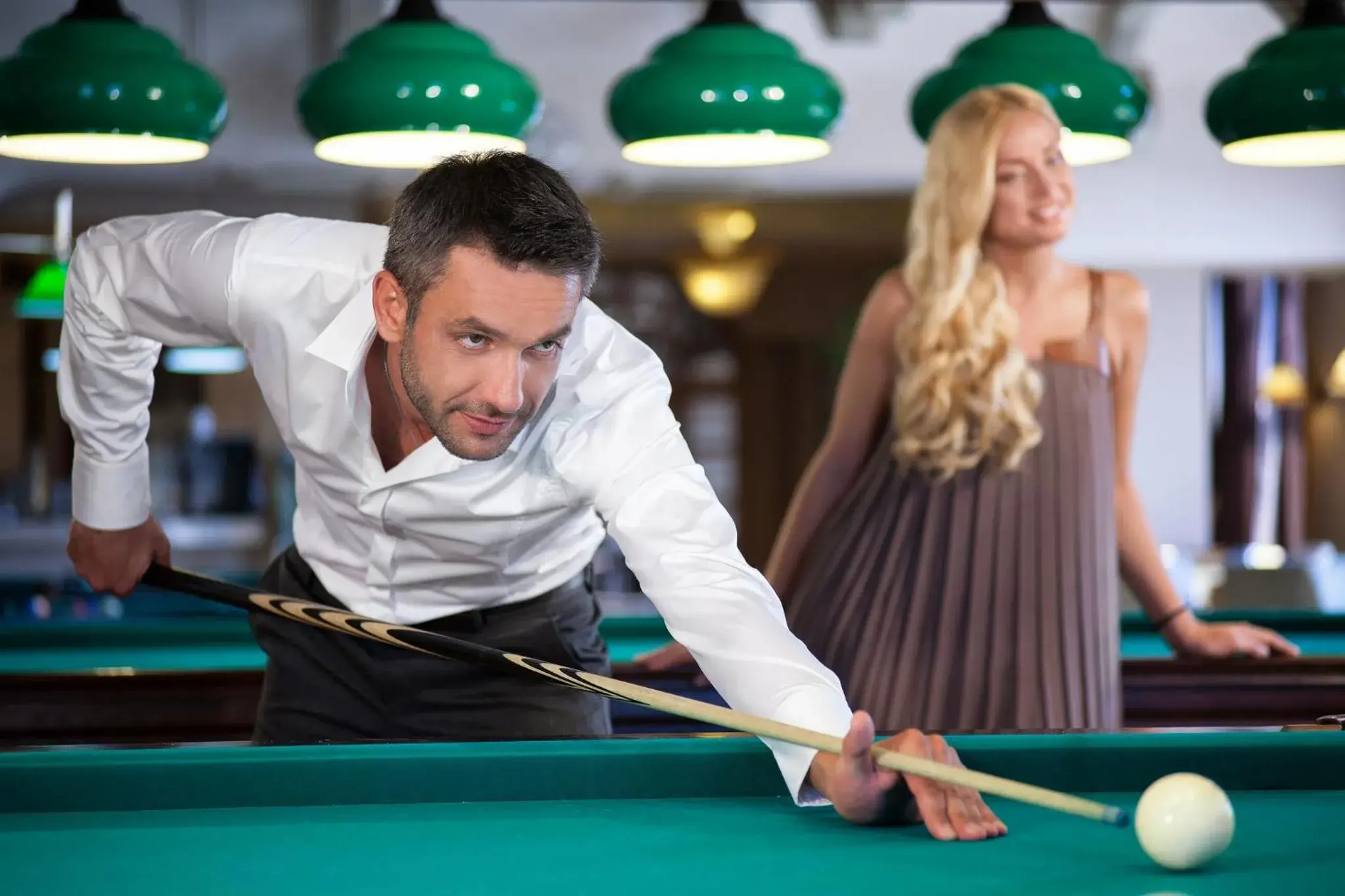 Sports, Billiards in Nirvana Dolce Vita