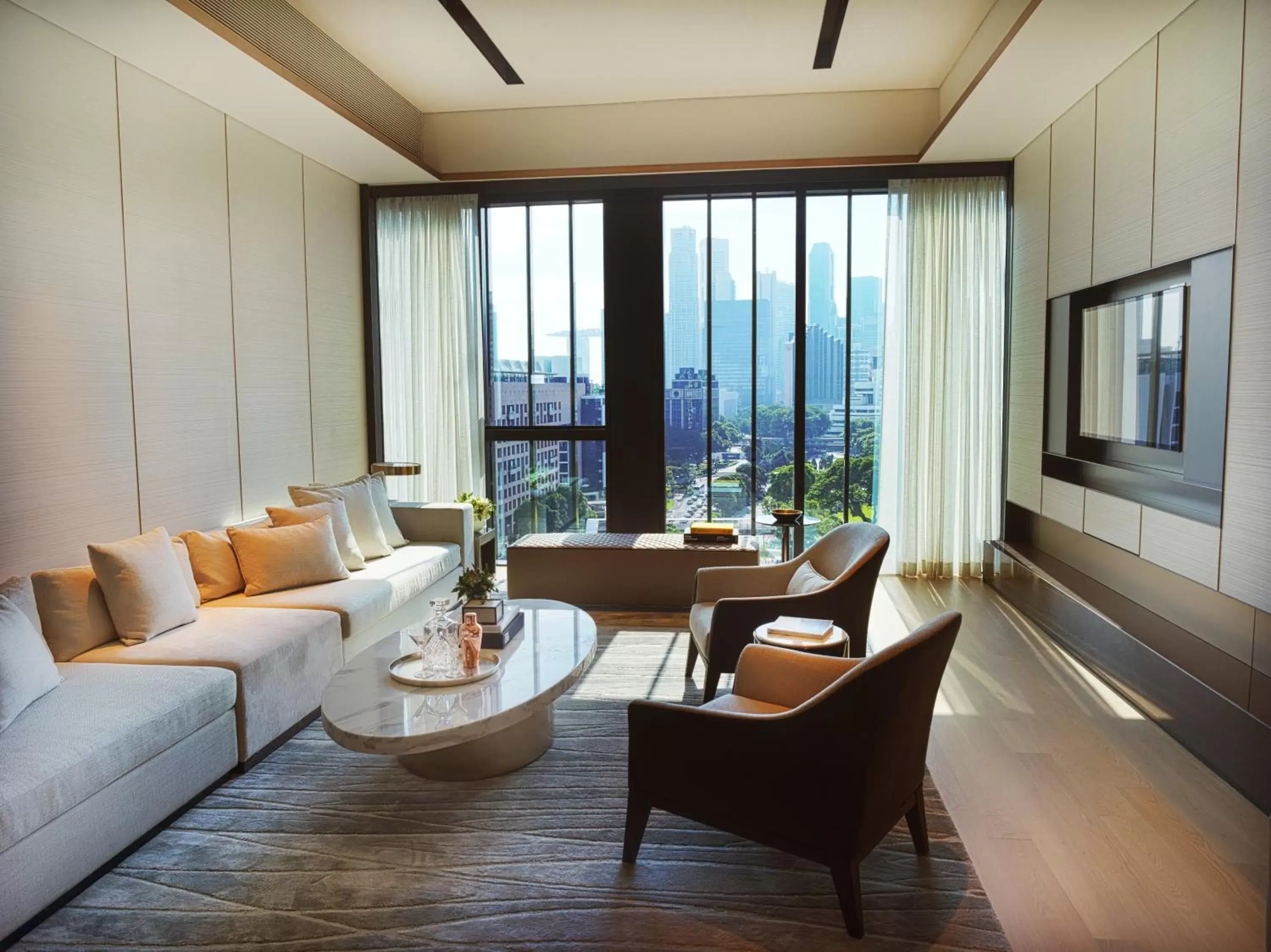 Bedroom, Seating Area in InterContinental Singapore Robertson Quay, an IHG Hotel