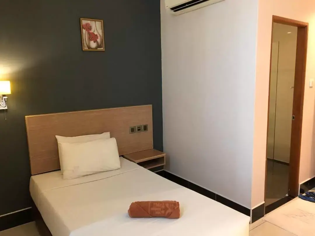 Standard Single Room in The Room Hotel