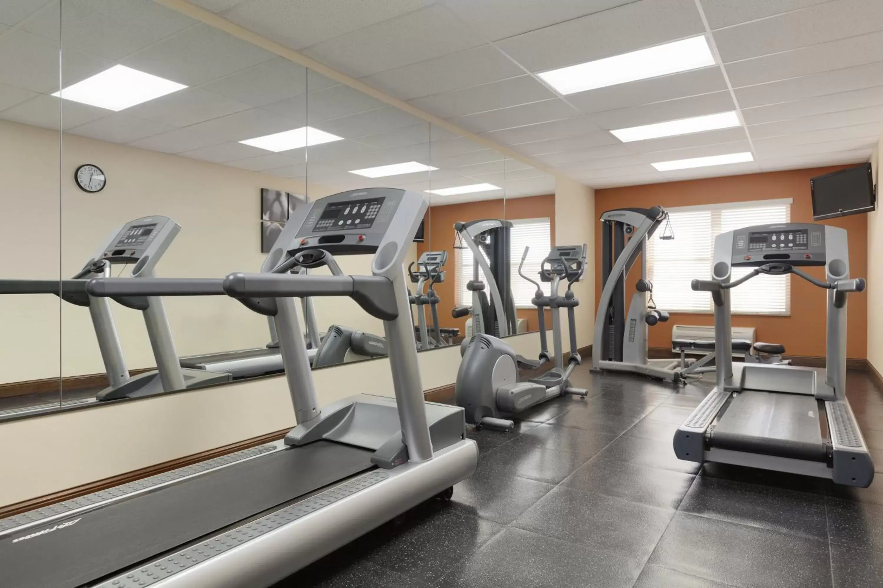 Fitness centre/facilities, Fitness Center/Facilities in Country Inn & Suites by Radisson, Gillette, WY