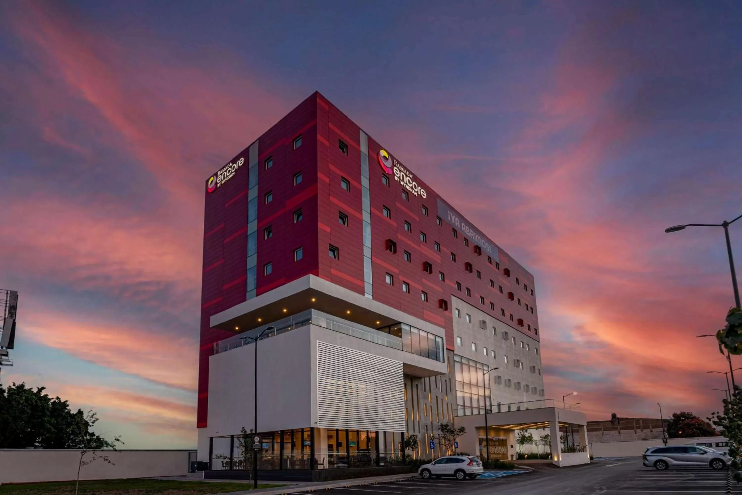 Property building in Ramada Encore by Wyndham Guadalajara Aeropuerto