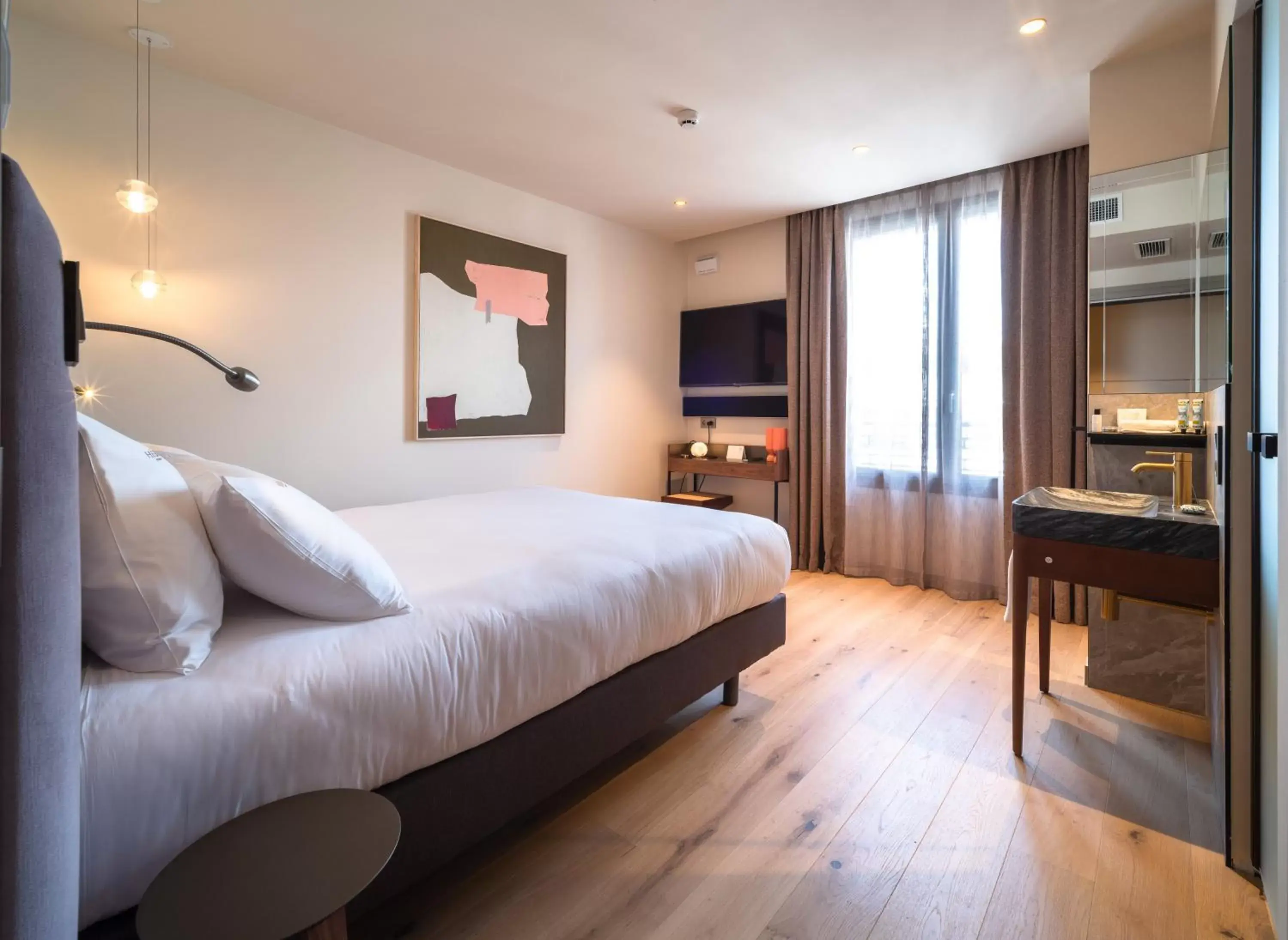 Bed in Hébé Hotel Bed in Hébé Hotel