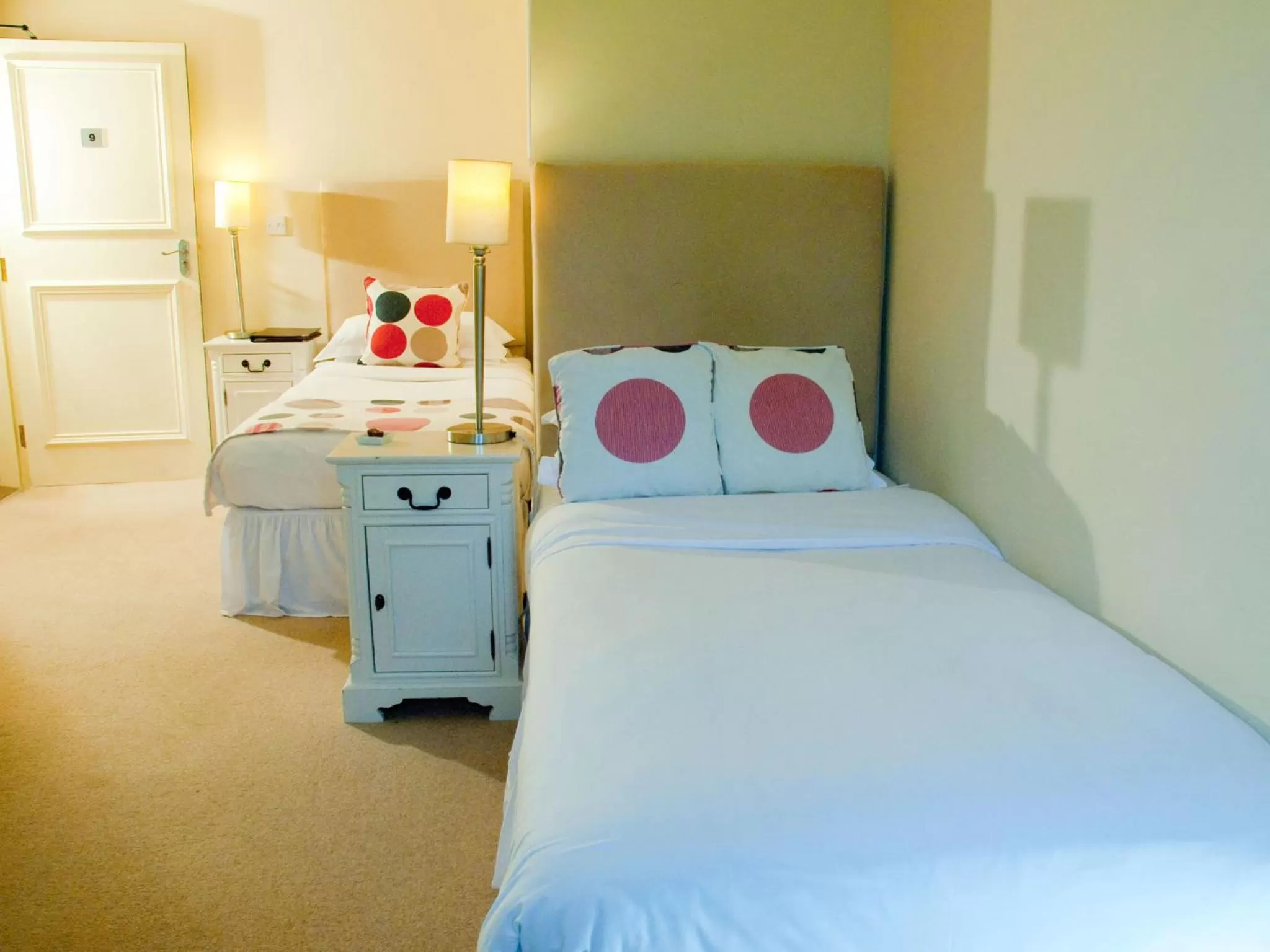 Photo of the whole room in Beansheaf Hotel