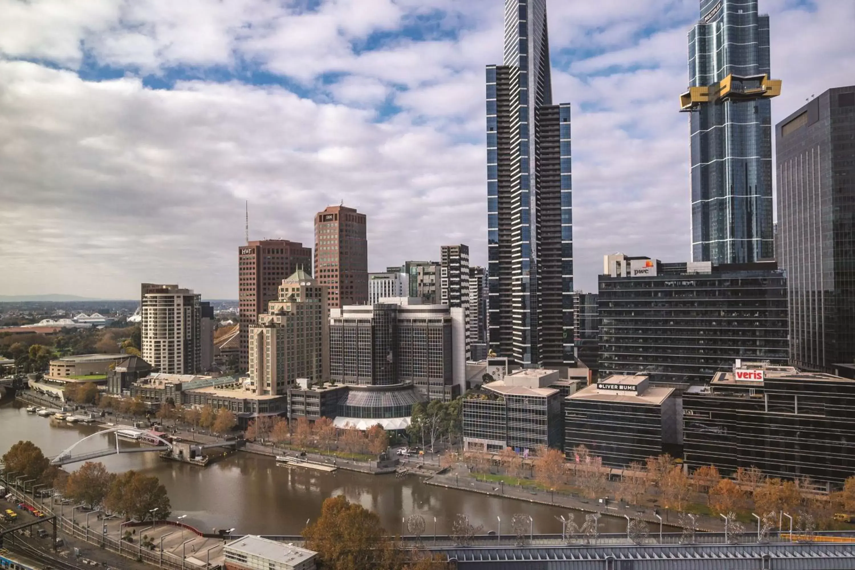 Photo of the whole room in Vibe Hotel Melbourne