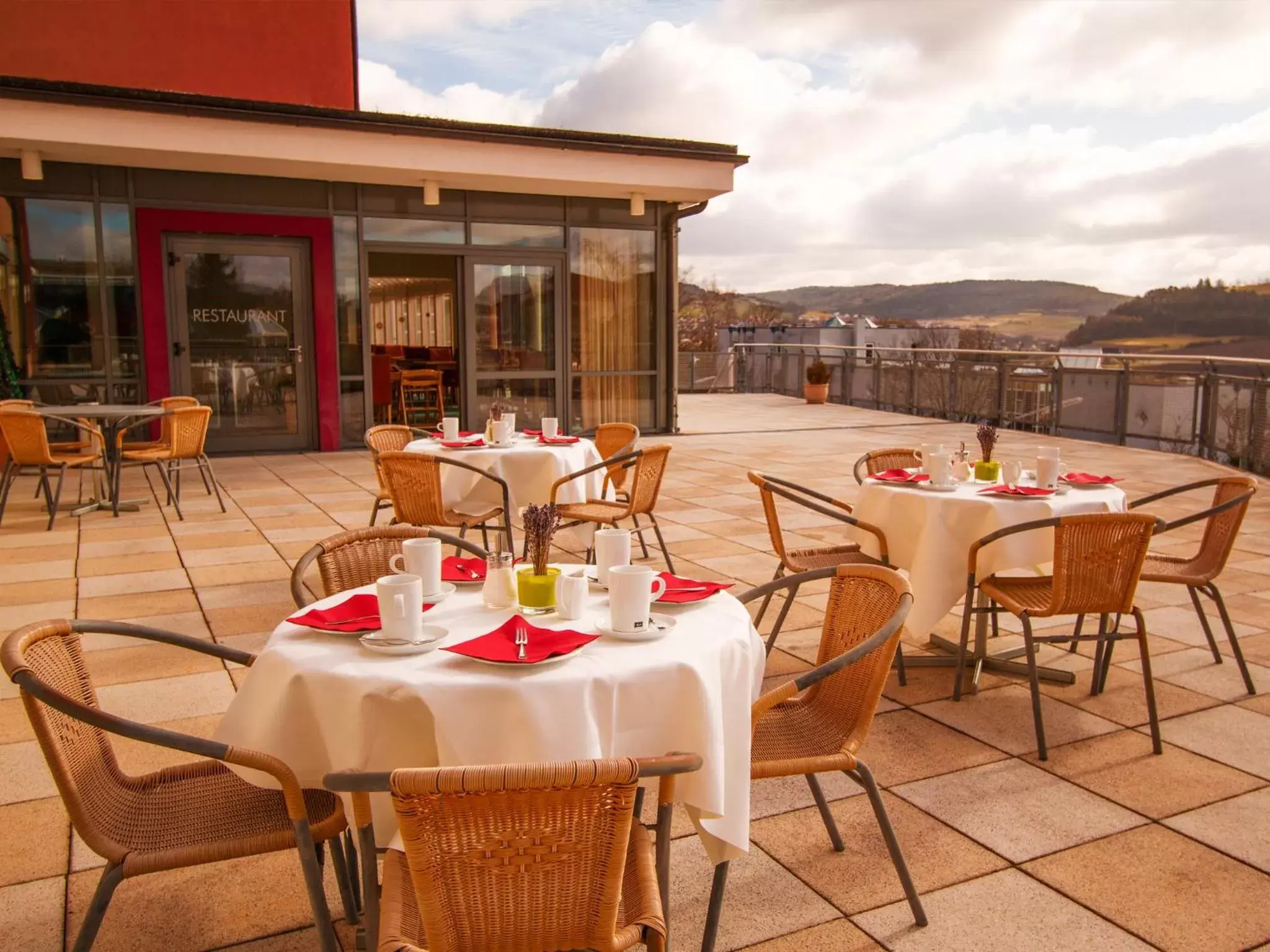 Restaurant/places to eat in Savoy Hotel Bad Mergentheim Restaurant/places to eat in Savoy Hotel Bad Mergentheim