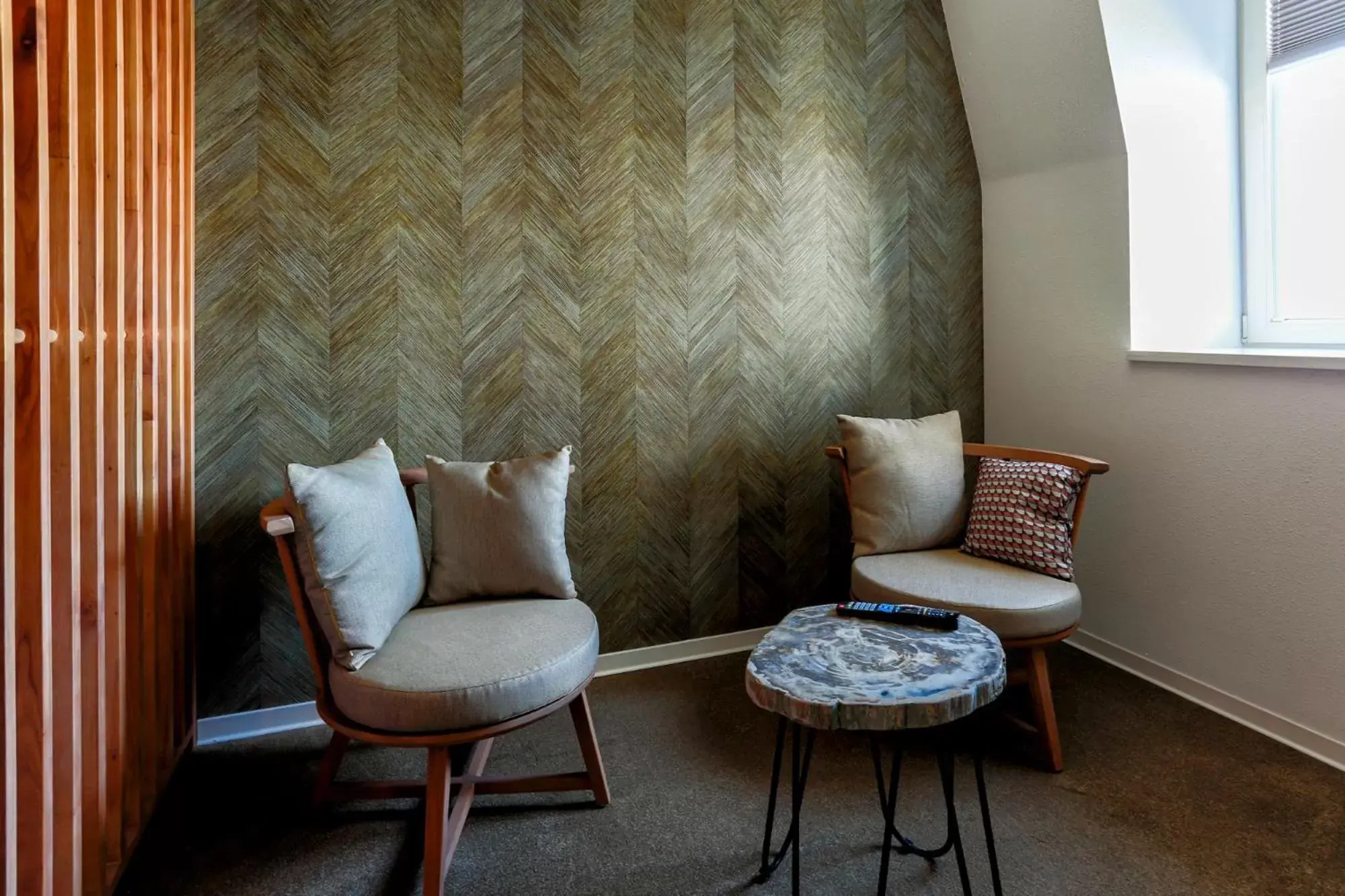 Bedroom, Seating Area in Parc Maasresidence Thorn Hotel Rooms and Apartments