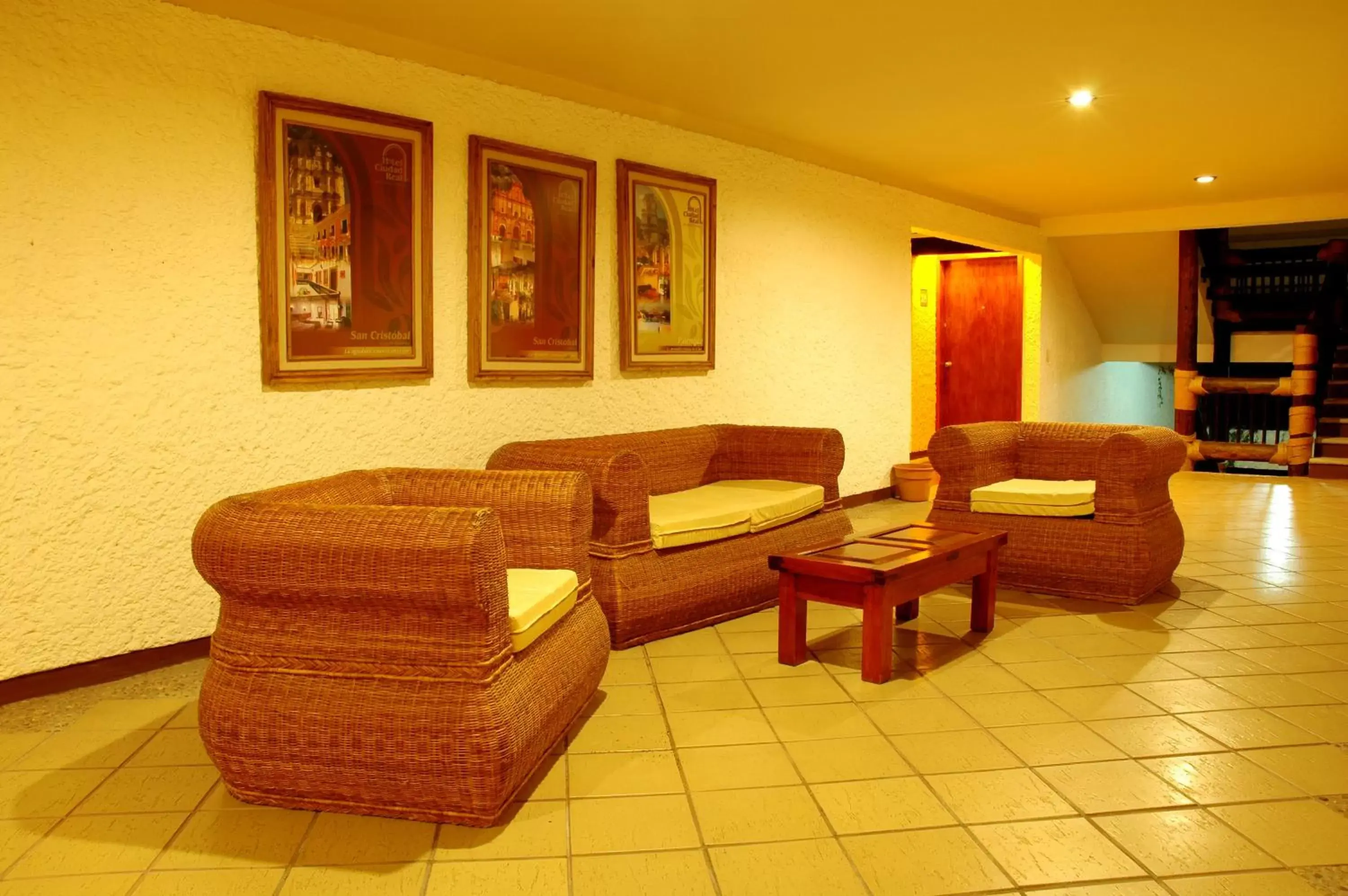 Seating Area in Hotel Ciudad Real Palenque