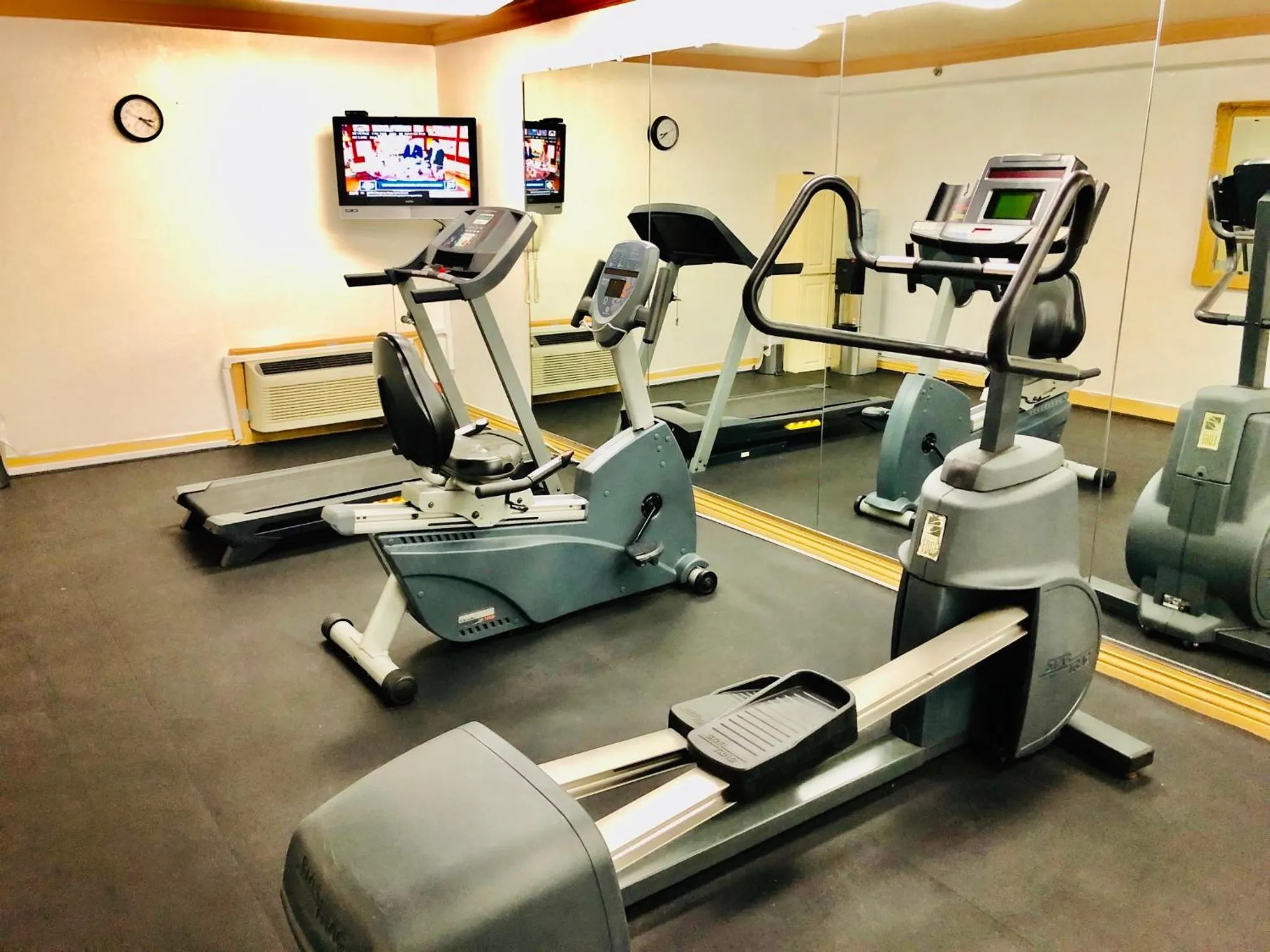 Fitness centre/facilities in Ramada by Wyndham Birmingham Airport