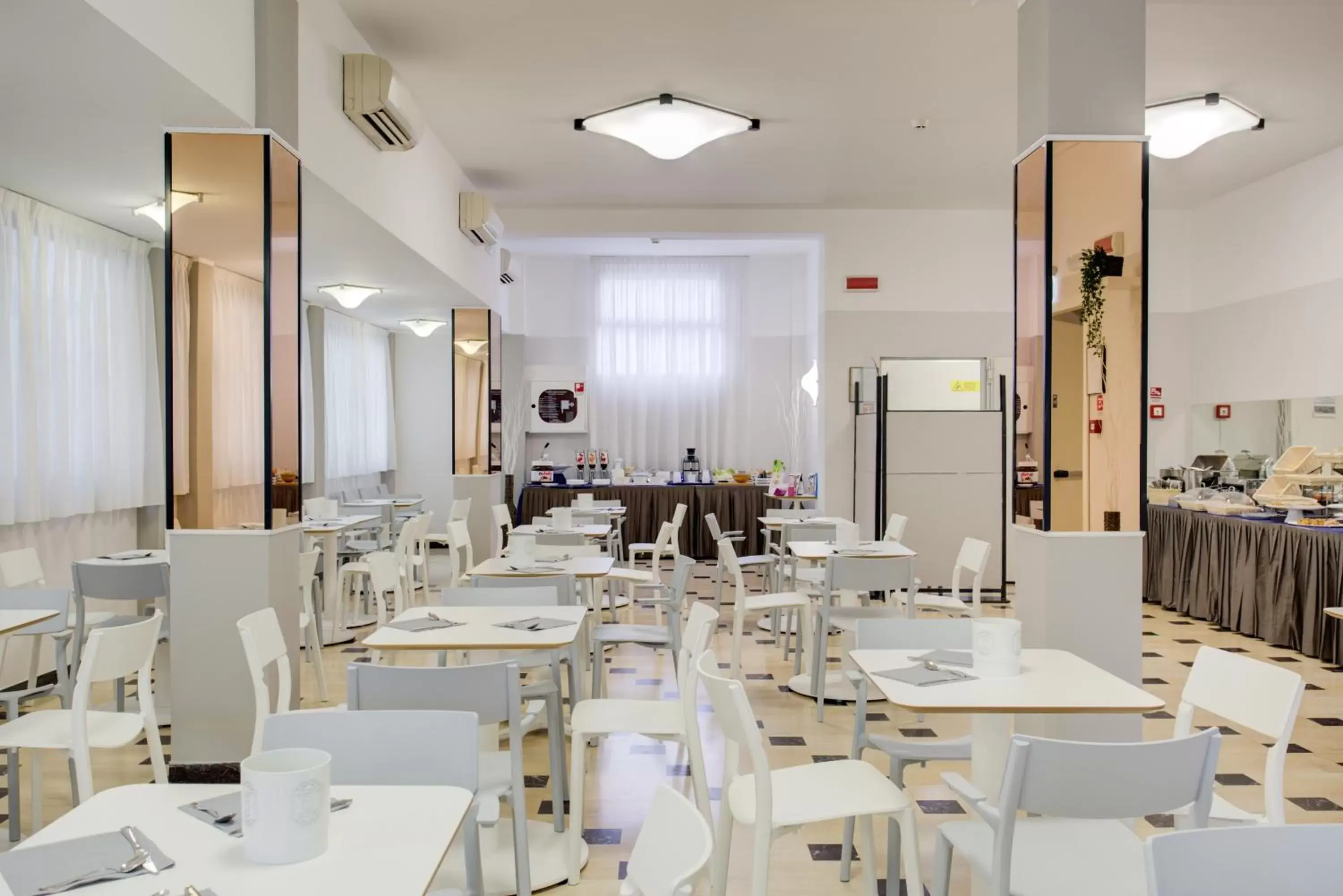 Restaurant/Places to Eat in Hotel Grazia Riccione