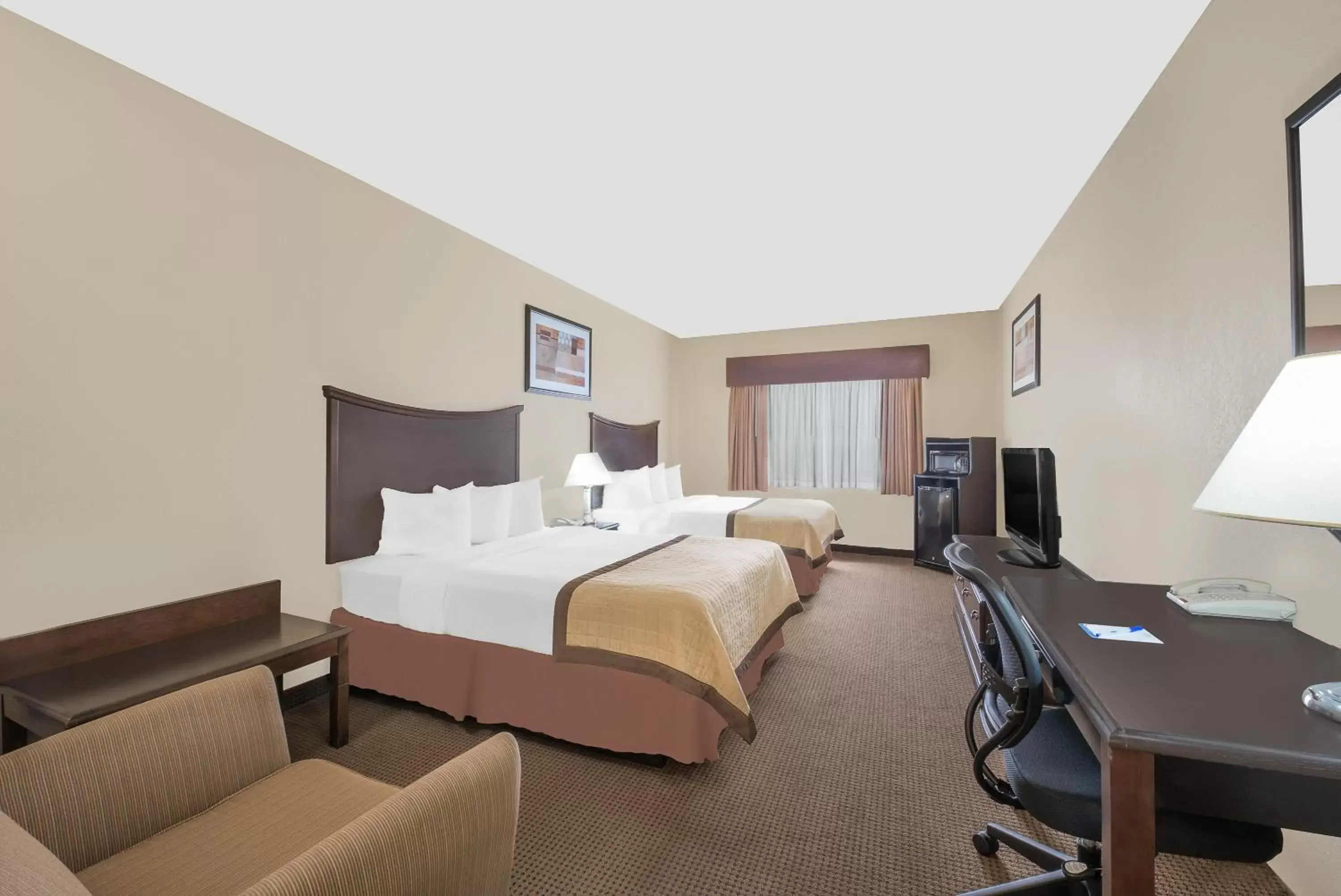 Efficiency Queen Room with Two Queen Beds - Non-Smoking in Baymont by Wyndham Snyder Efficiency Queen Room with Two Queen Beds - Non-Smoking in Baymont by Wyndham Snyder