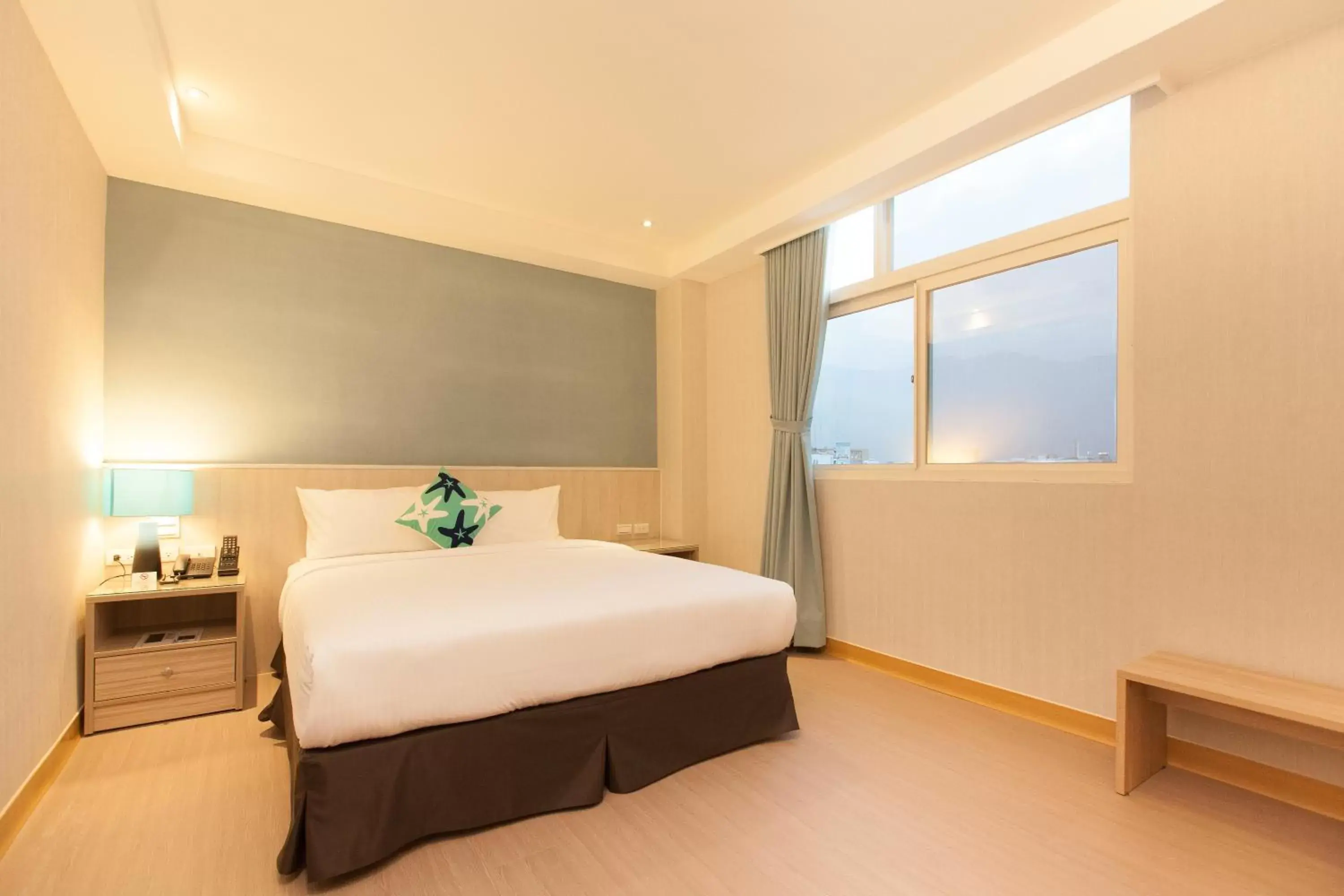 Bedroom, Bed in TC Hotel - Hualien Zhongxiao