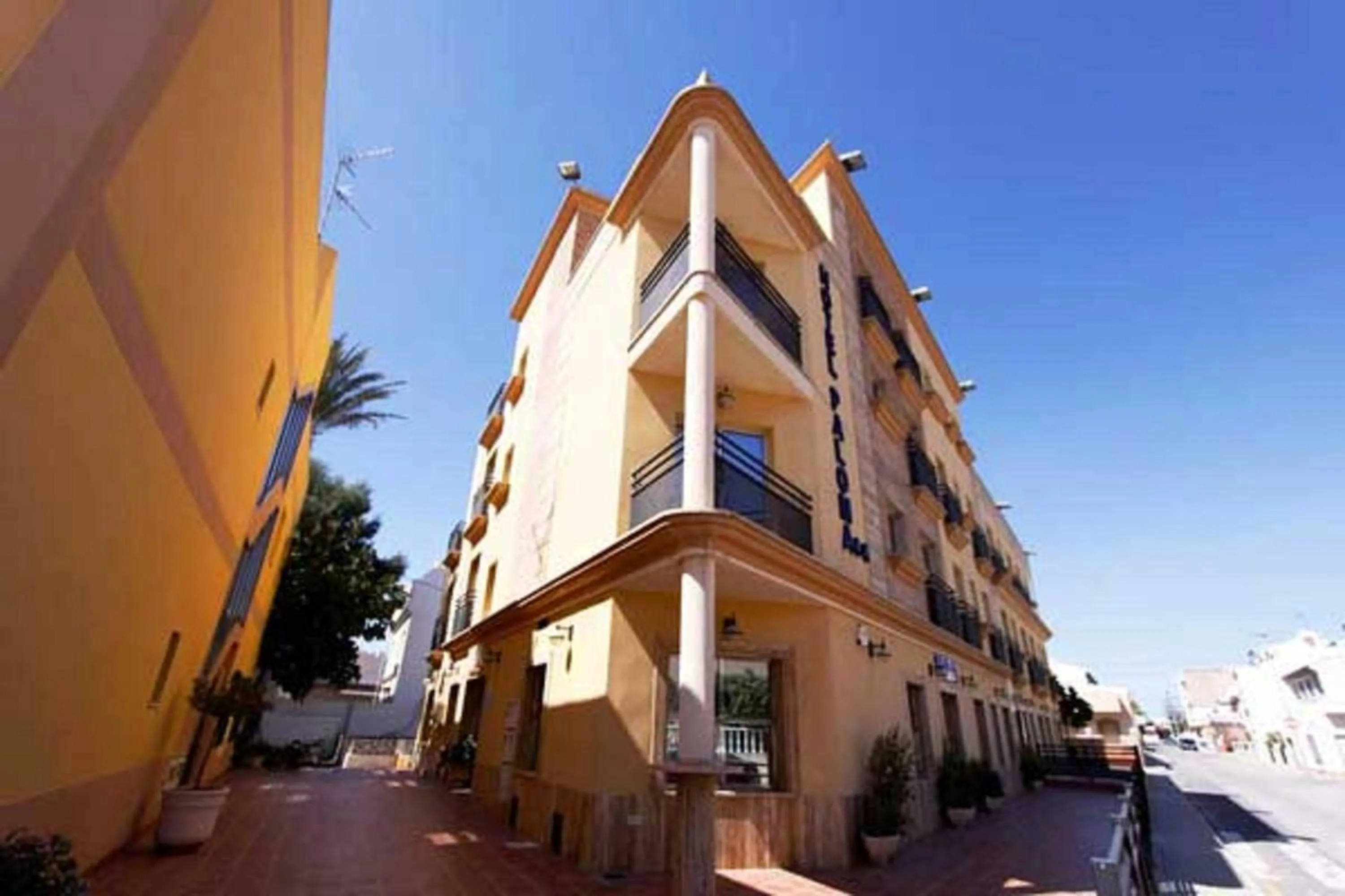 Facade/entrance in Hotel Paloma