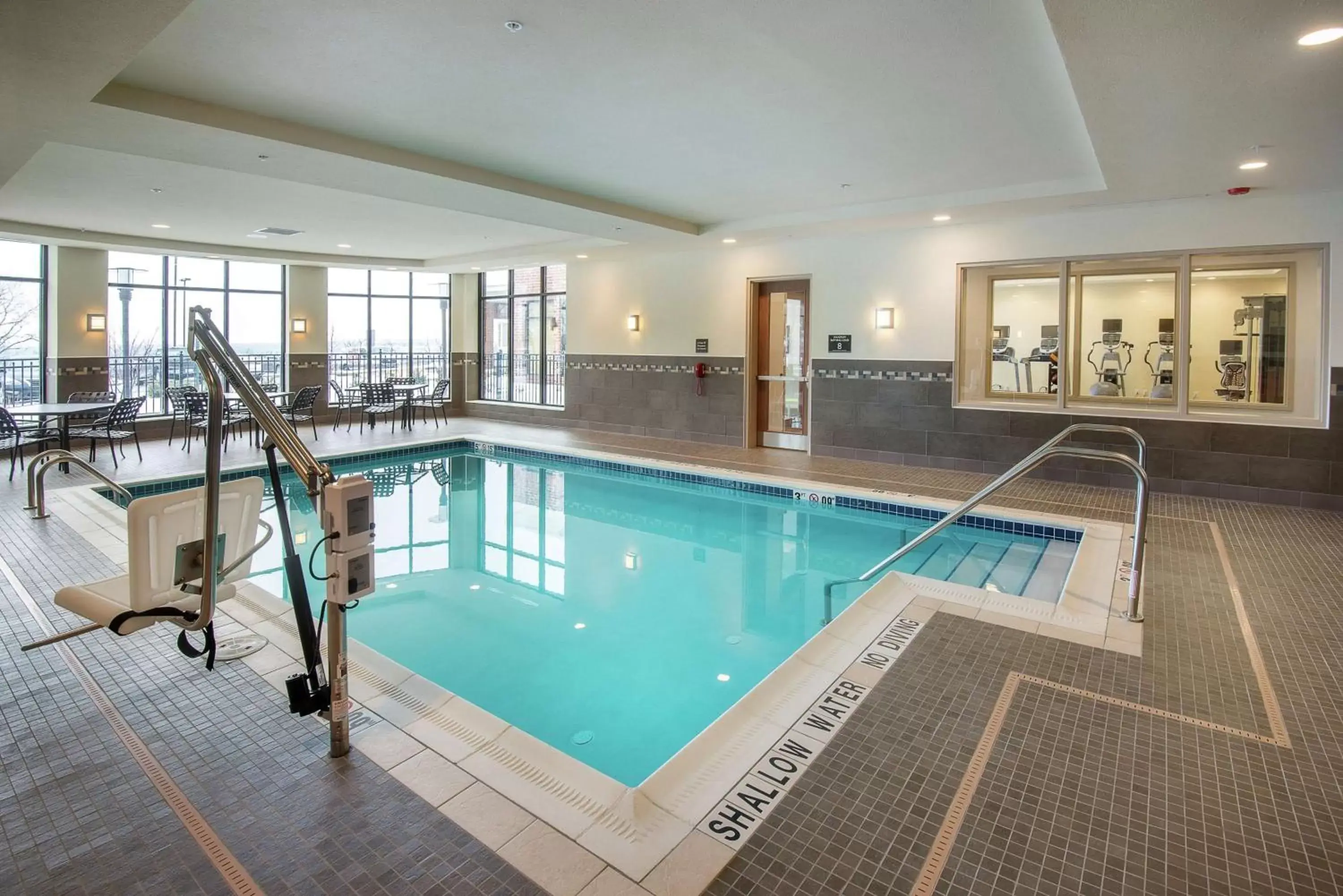 Pool view, Swimming Pool in Hilton Garden Inn Pittsburgh Airport South-Robinson Mall