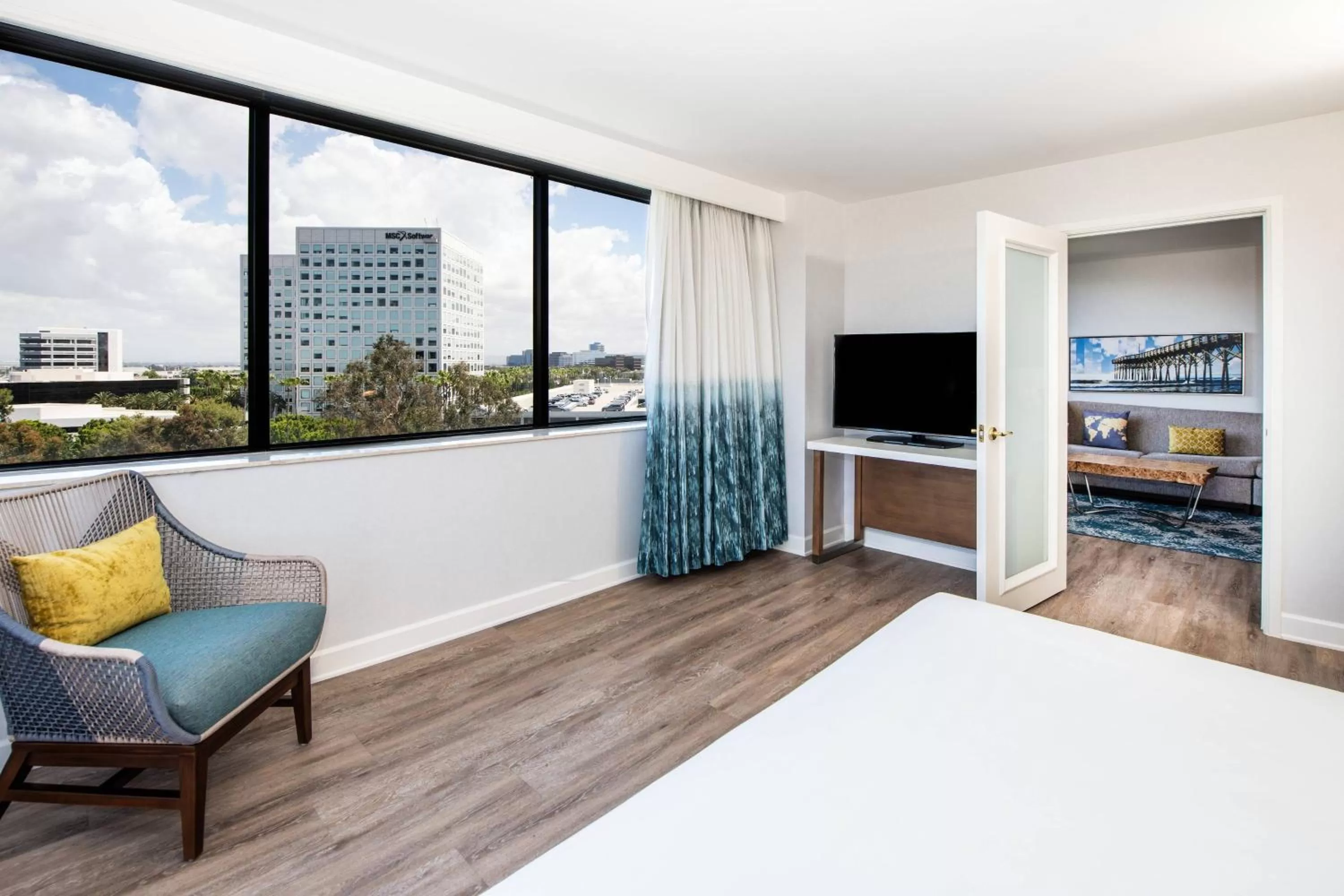 Bedroom, Bed in Renaissance Newport Beach Hotel