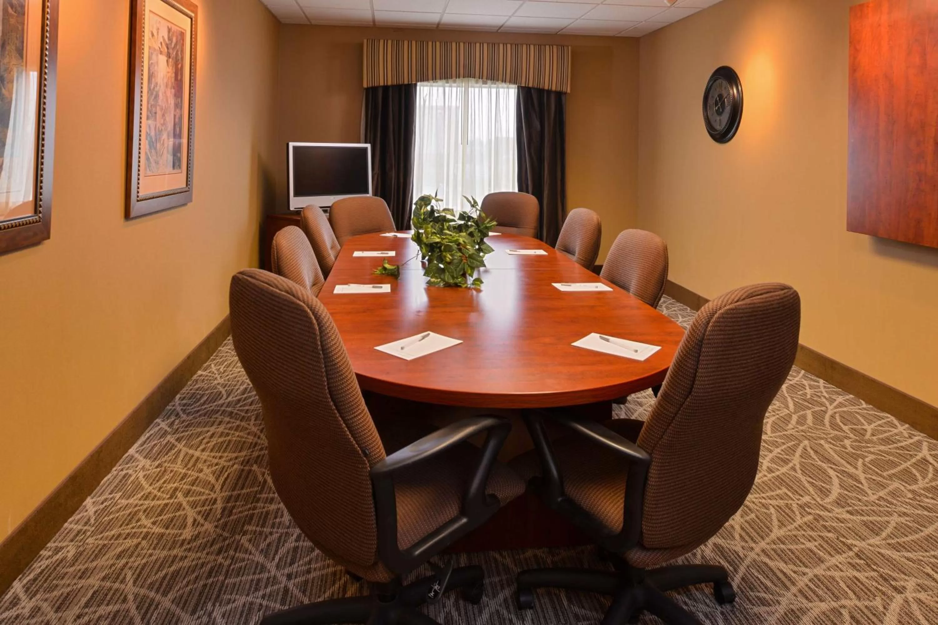 Meeting/conference room in Hampton Inn by Hilton Litchfield
