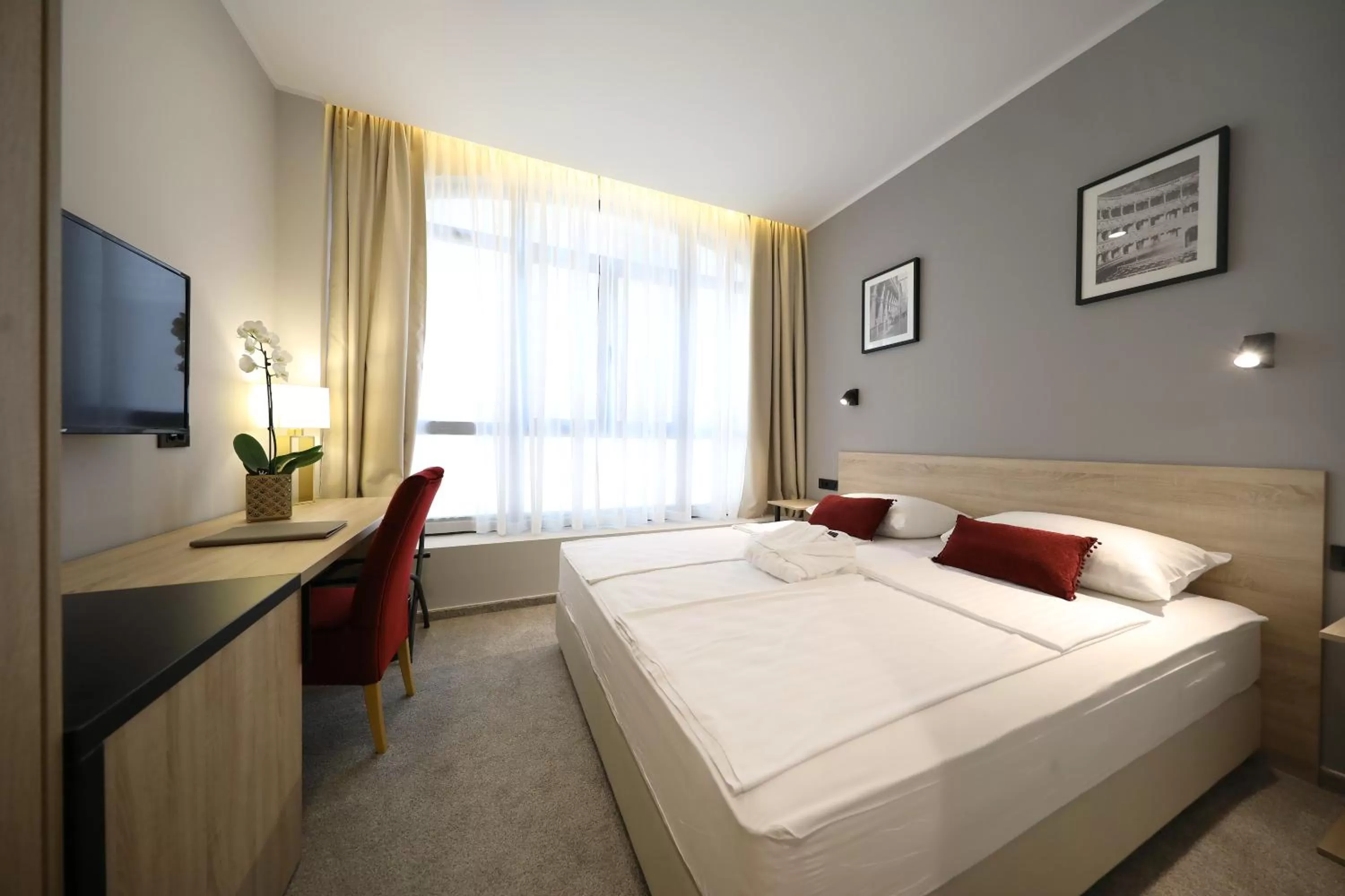 Bed in Teatro Verdi Boutique Hotel