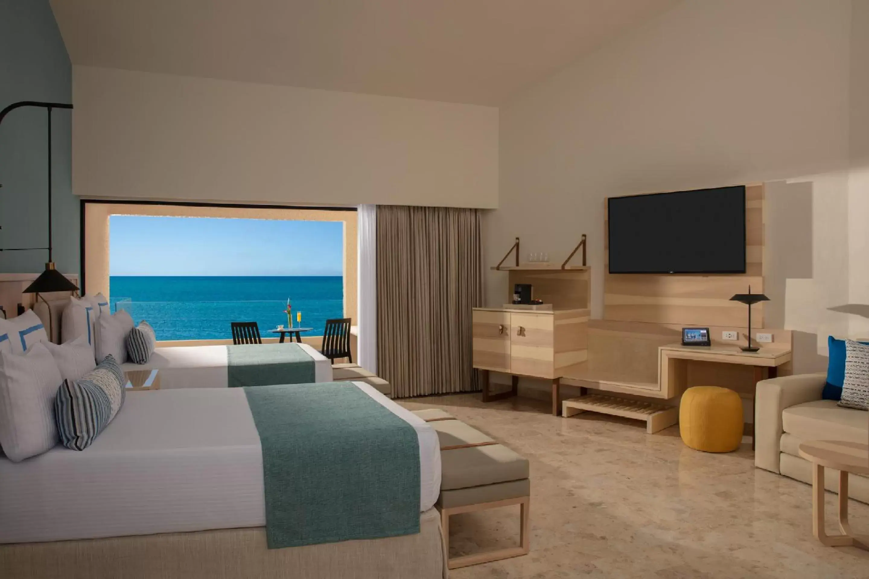 Photo of the whole room, Bed in Dreams Aventuras Riviera Maya - All Inclusive Photo of the whole room, Bed in Dreams Aventuras Riviera Maya - All Inclusive