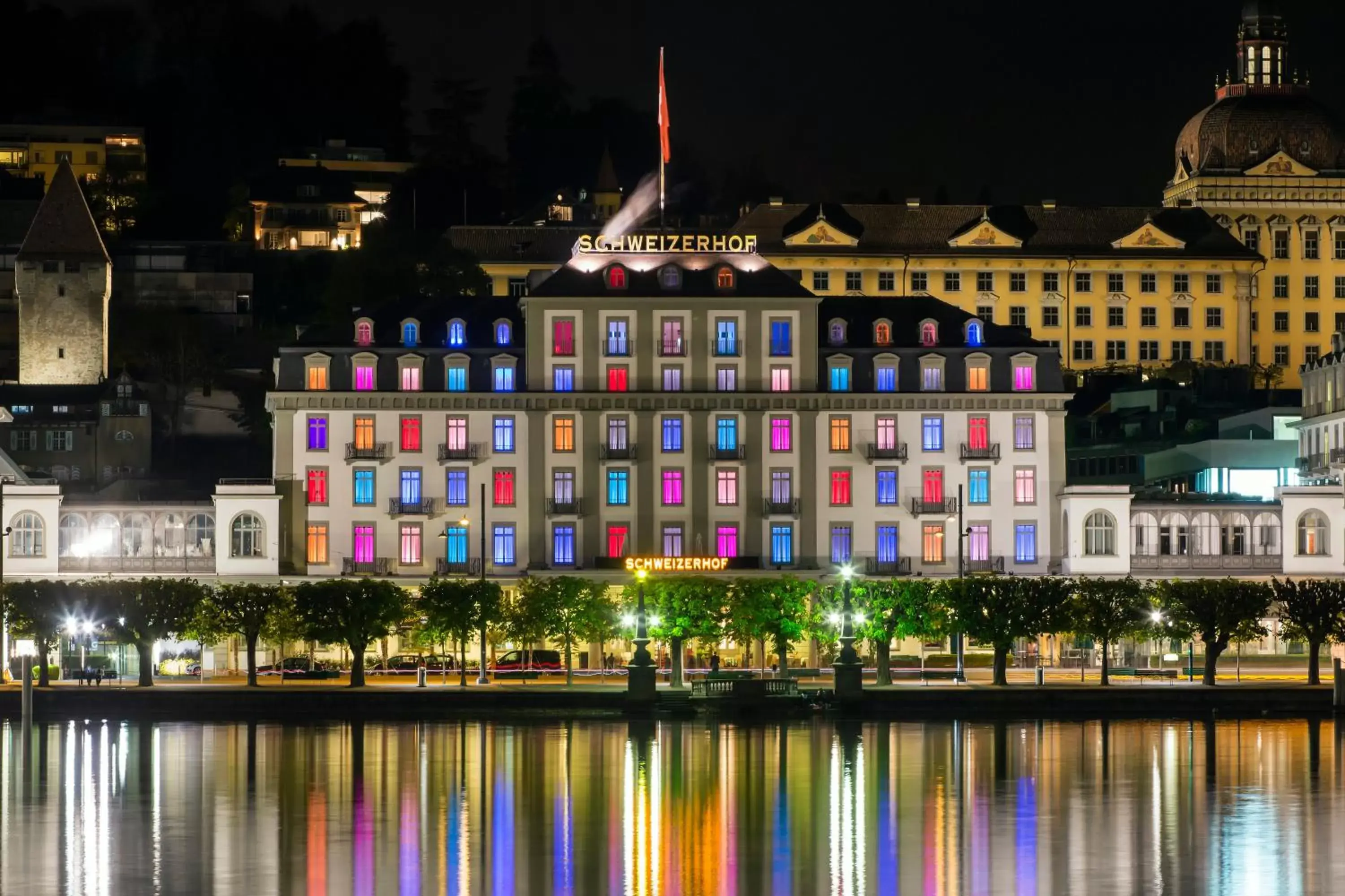Nearby landmark, Property Building in Hotel Schweizerhof Luzern