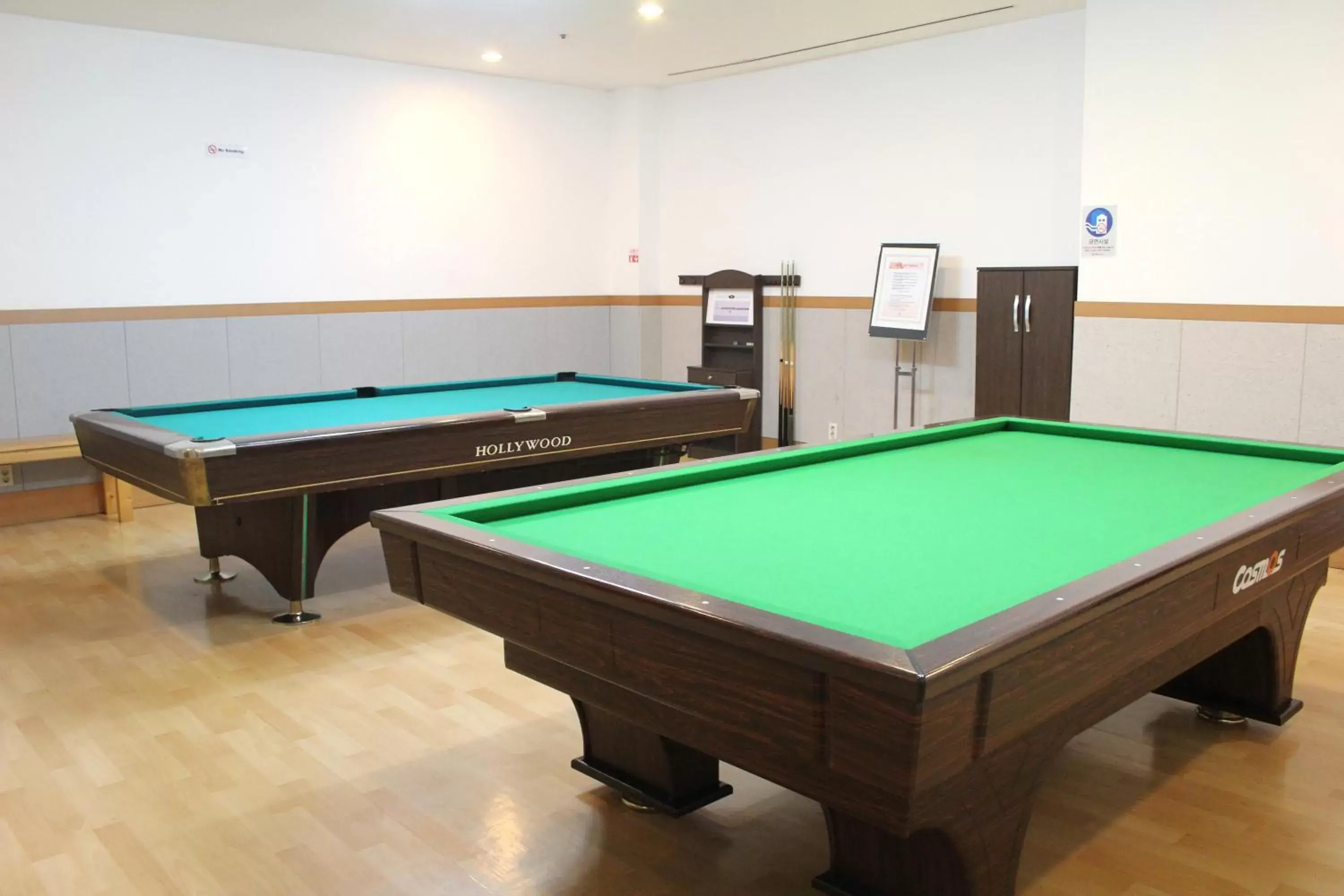 Billiard, Billiards in Hotel Hyundai by Lahan Mokpo