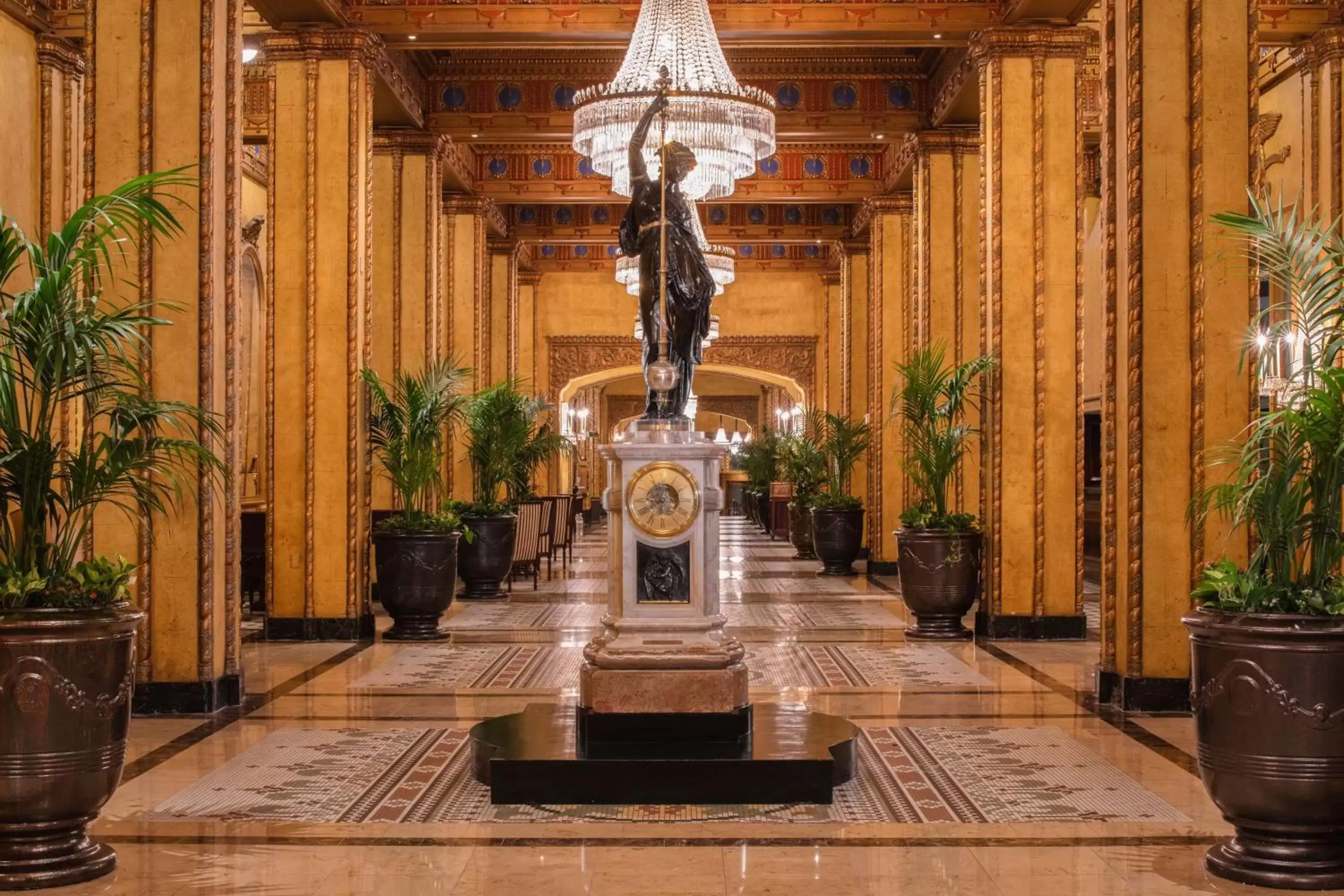 Lobby or reception in The Roosevelt Hotel New Orleans - Waldorf Astoria Hotels & Resorts