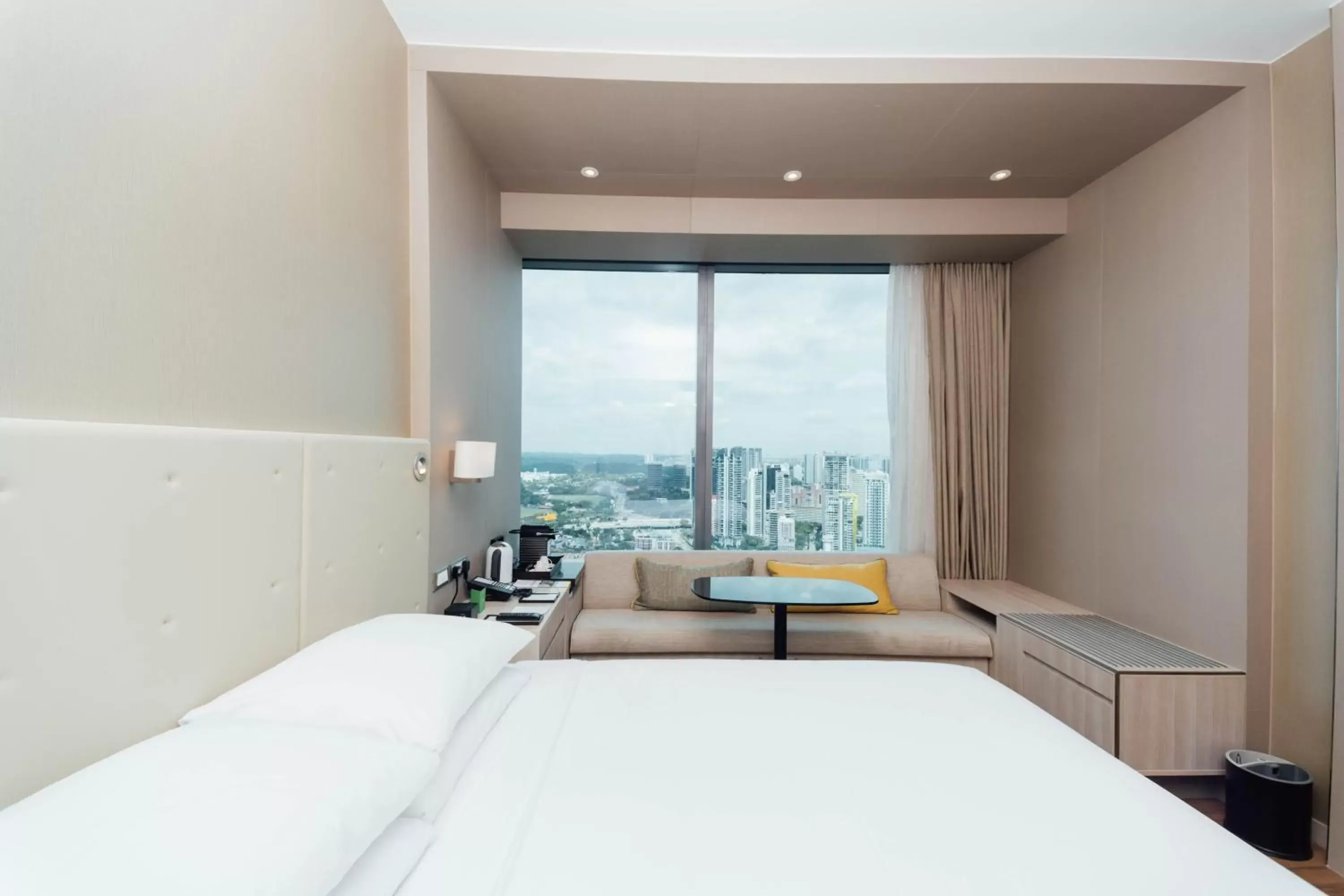 Bed in Courtyard by Marriott Singapore Novena