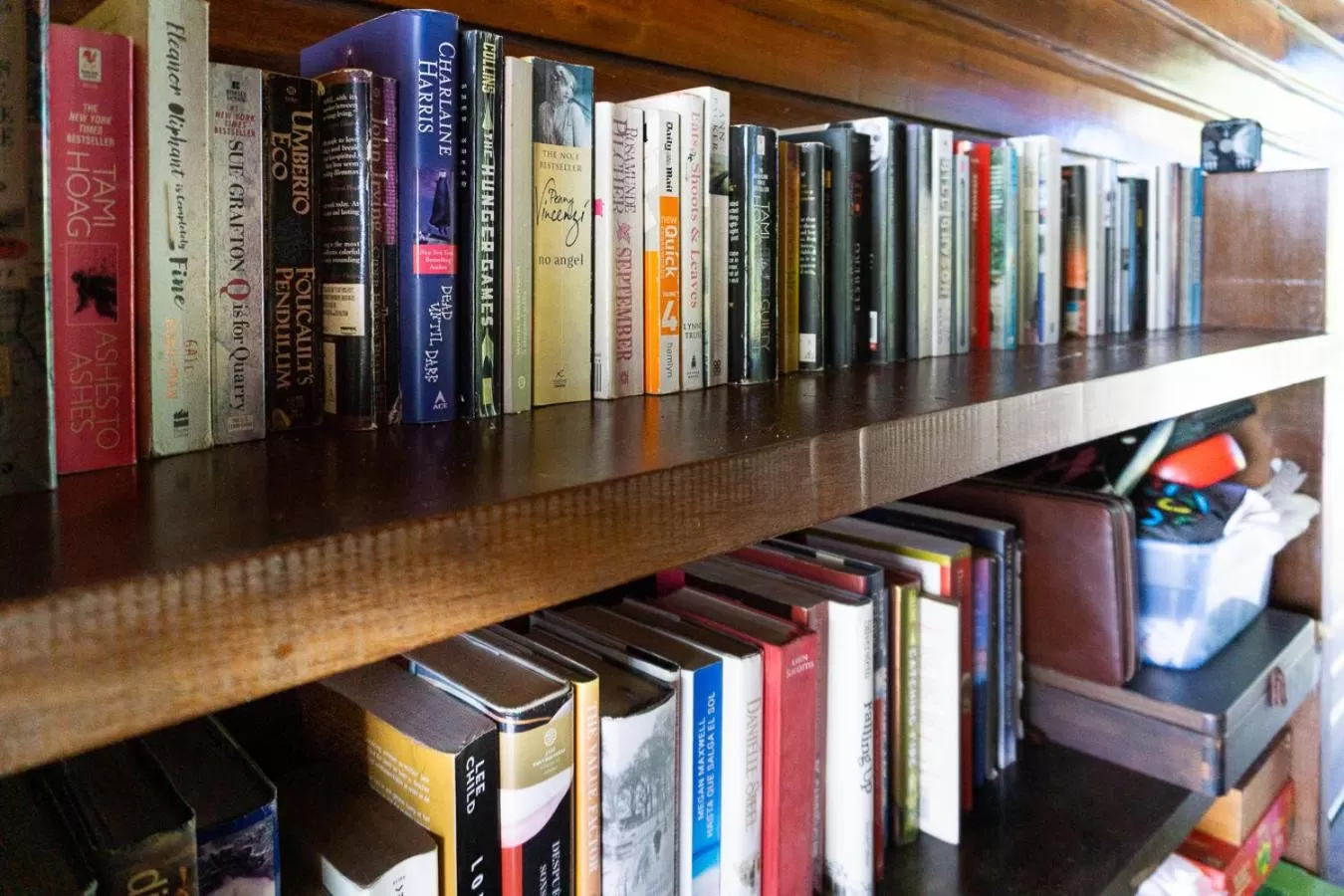 Library in Oasis Bluff Beach