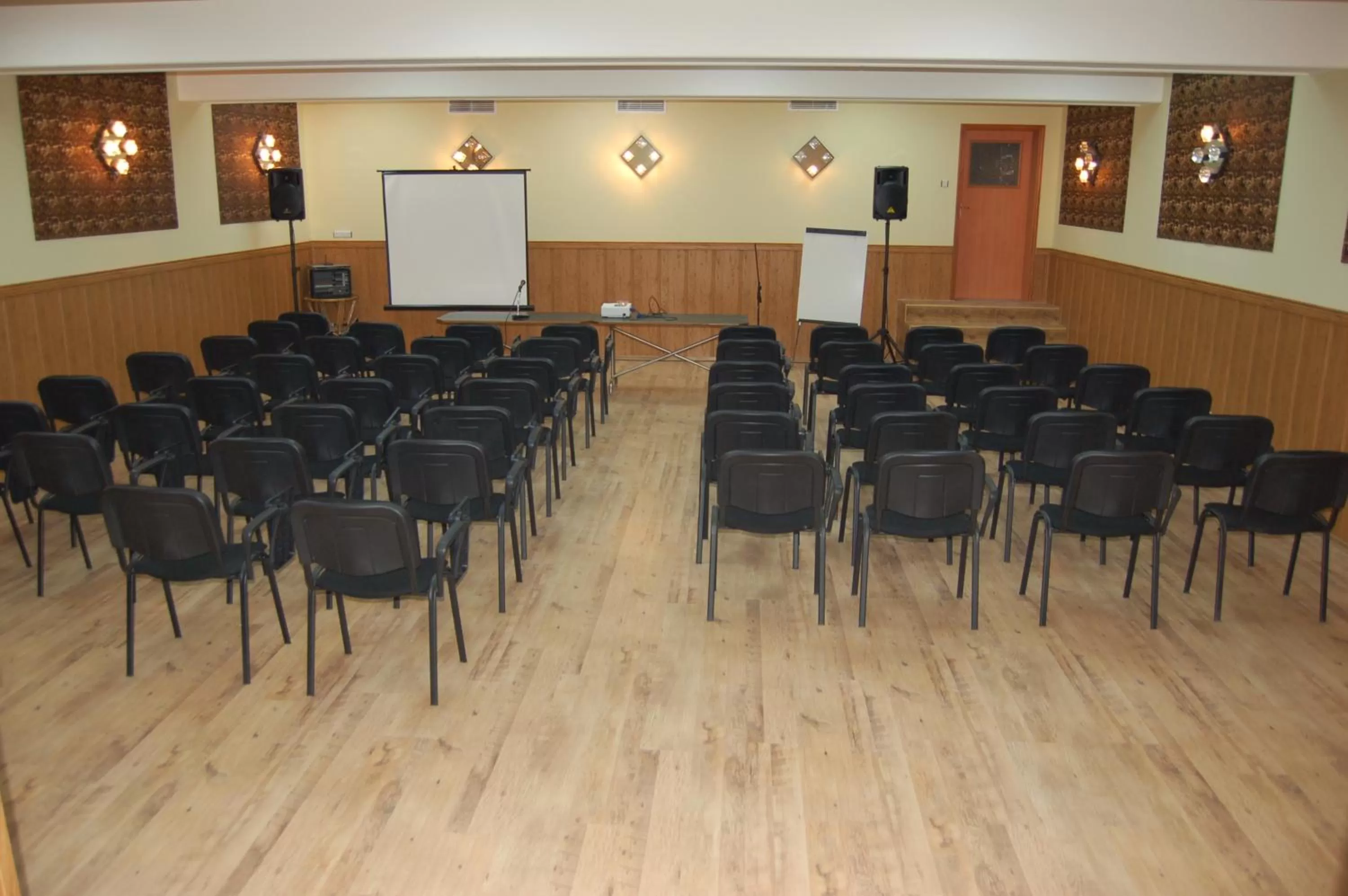 Business facilities in Hotel Dobrudja