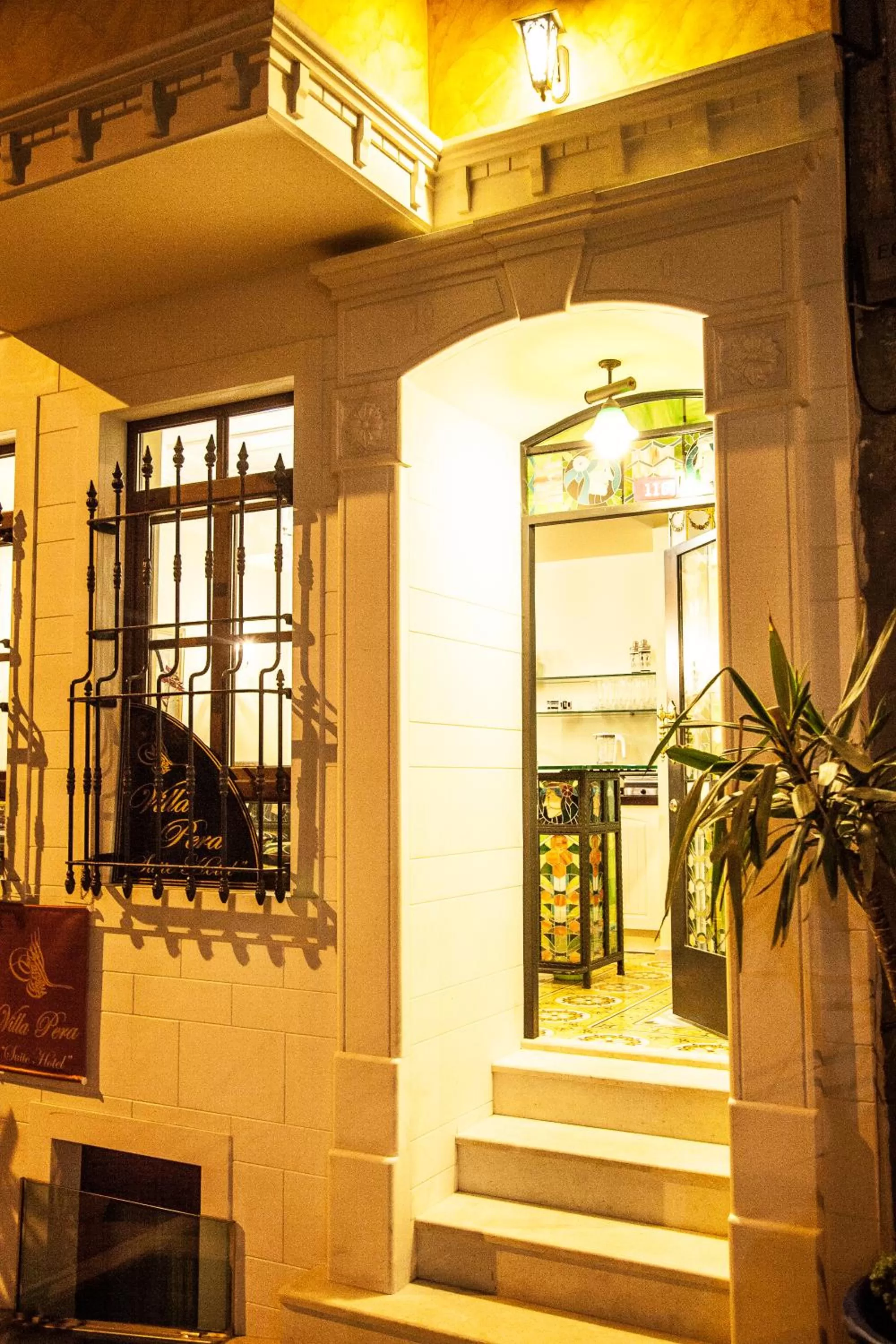 Facade/entrance in Villa Pera Suite Hotel