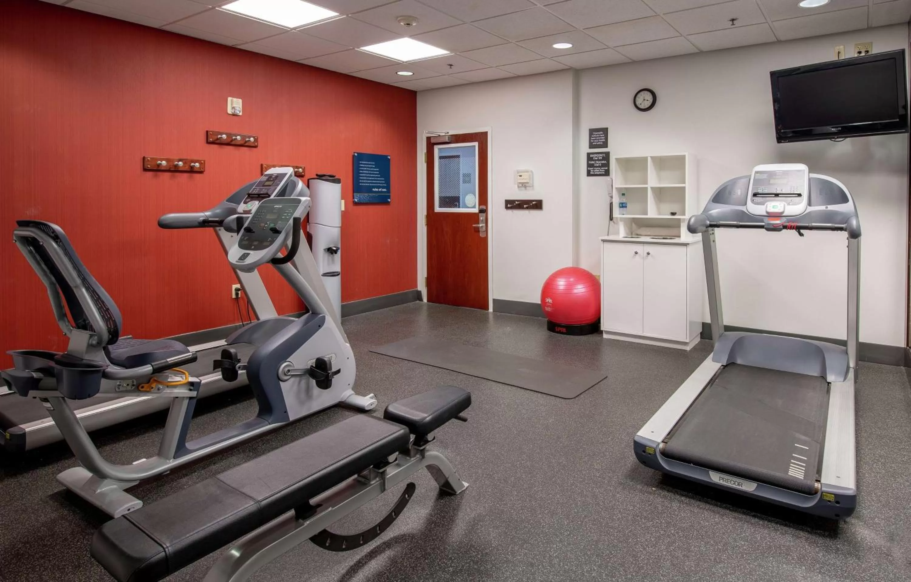 Fitness centre/facilities in Hampton Inn and Suites Lafayette