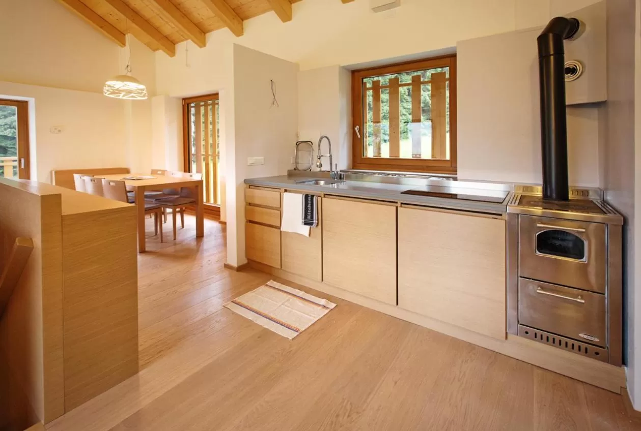 Kitchen or kitchenette in Albergo Diffuso Tolmezzo