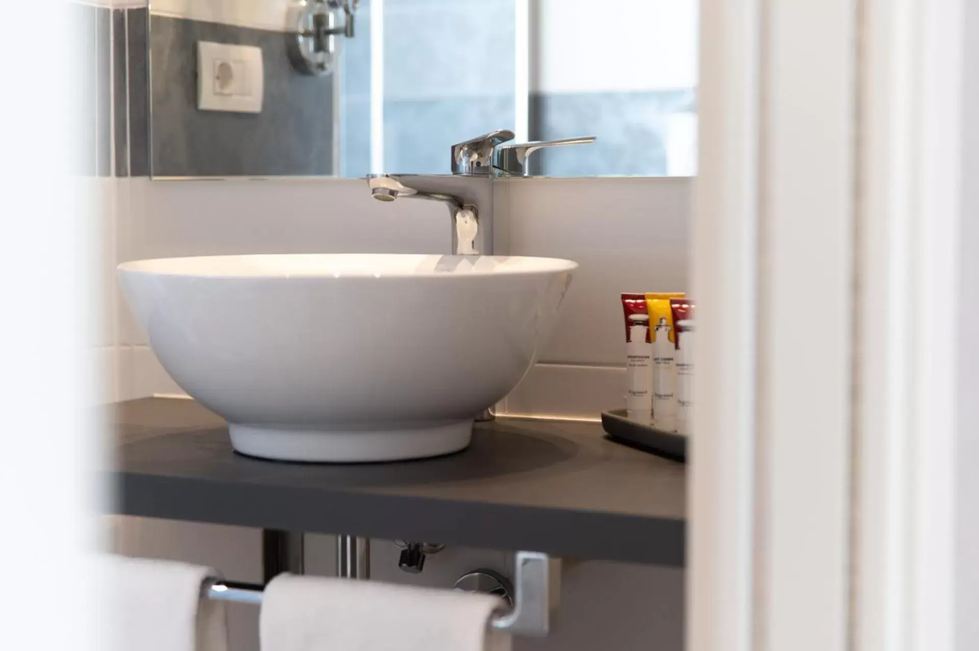 Bathroom in Hotel Monte Rosa