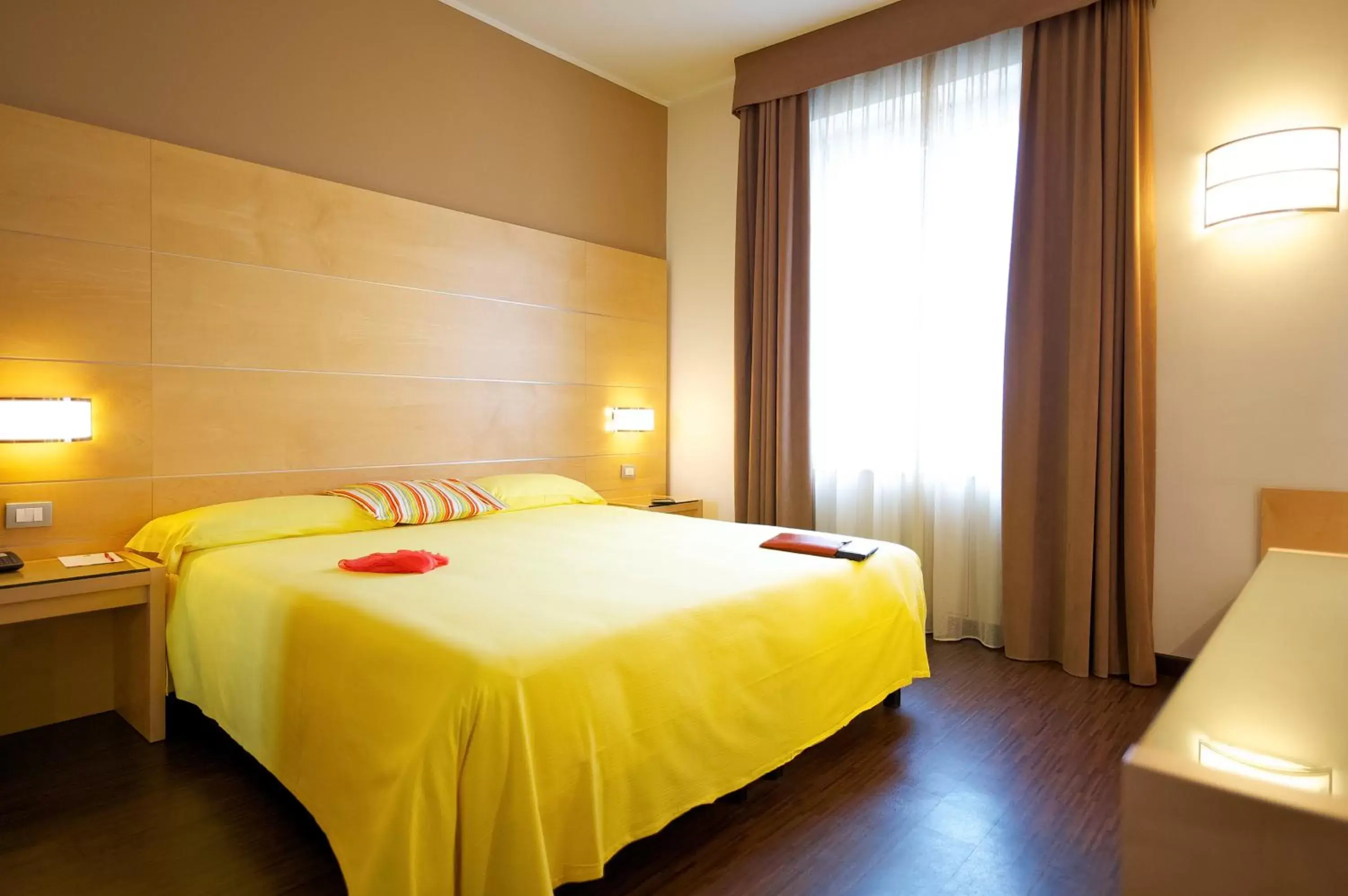 Bed in Ibis Styles Parma Toscanini