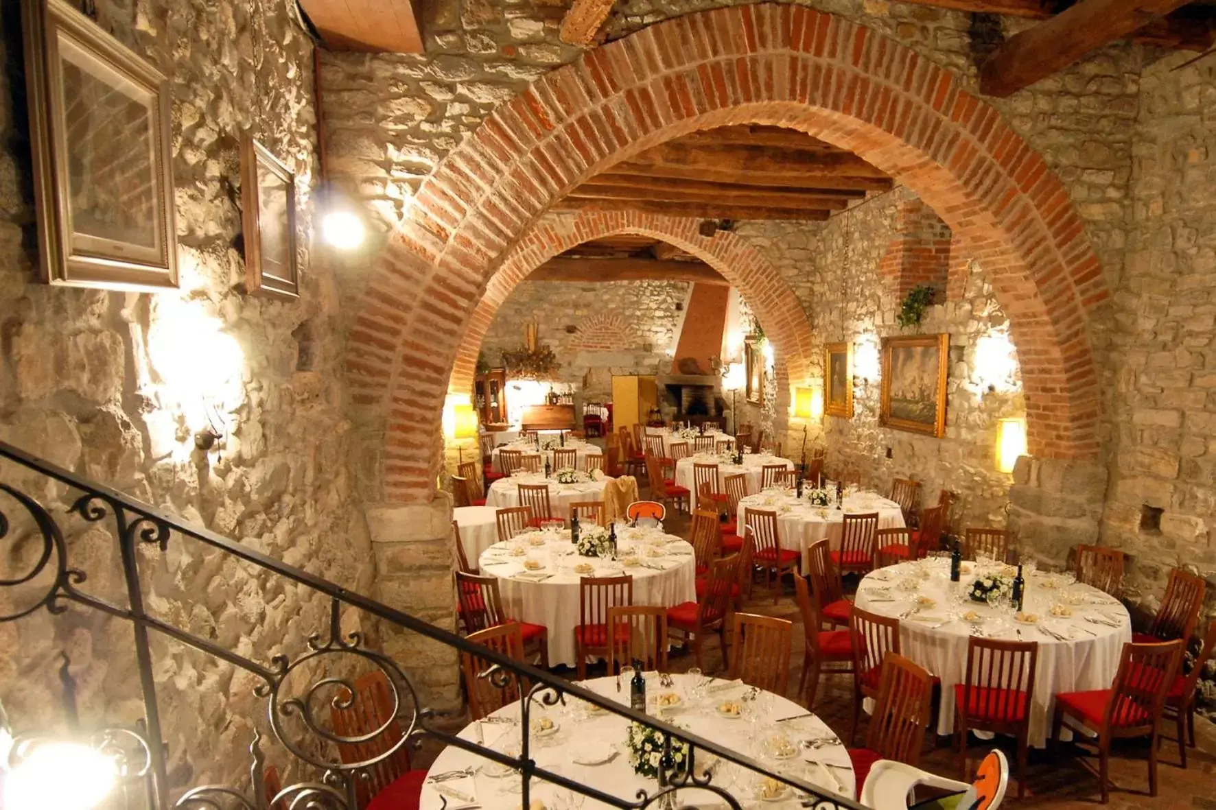 Restaurant/Places to Eat in Relais Castello Di Casiglio