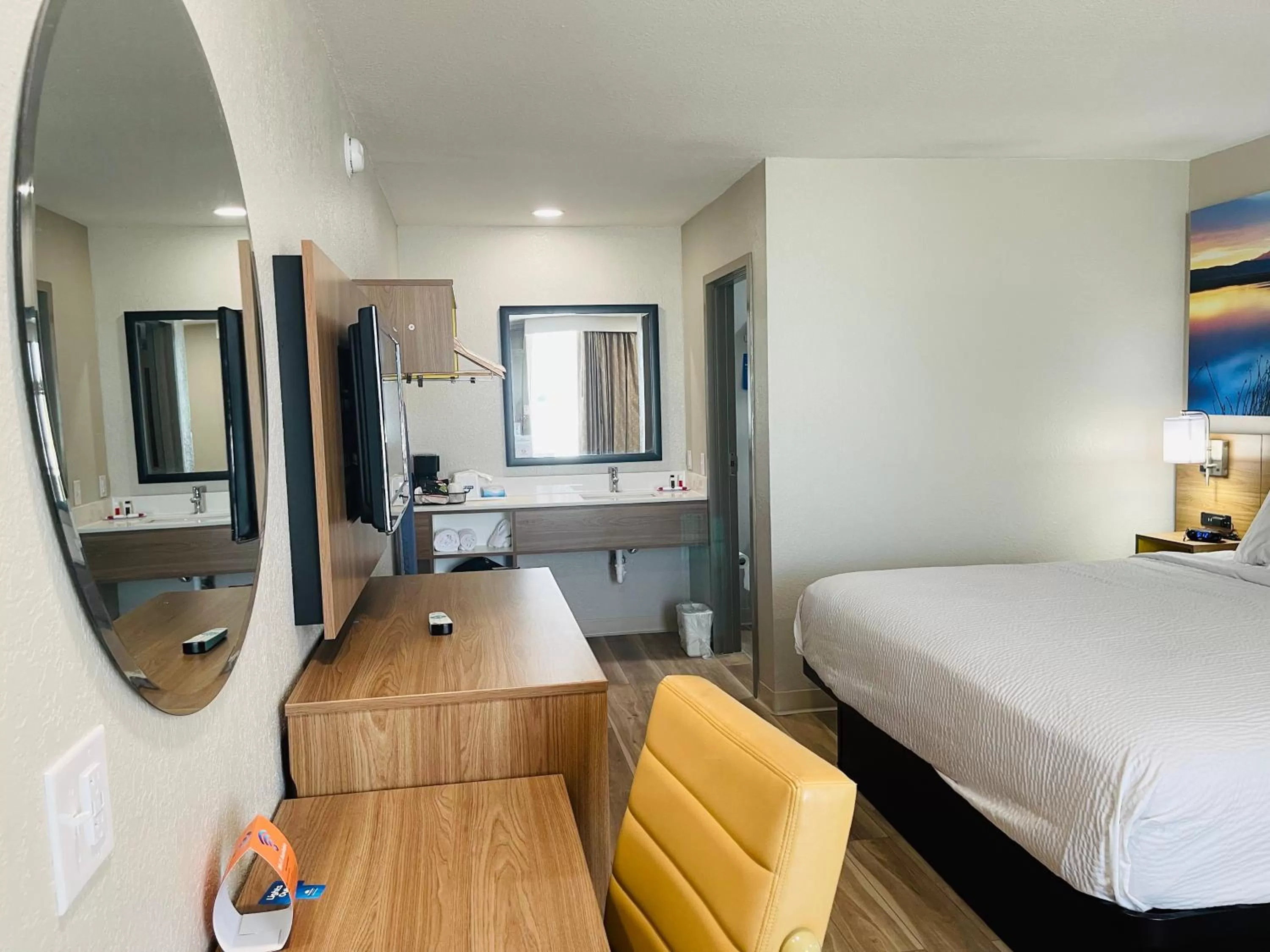 TV and multimedia, Bed in Days Inn by Wyndham Killeen Fort Hood