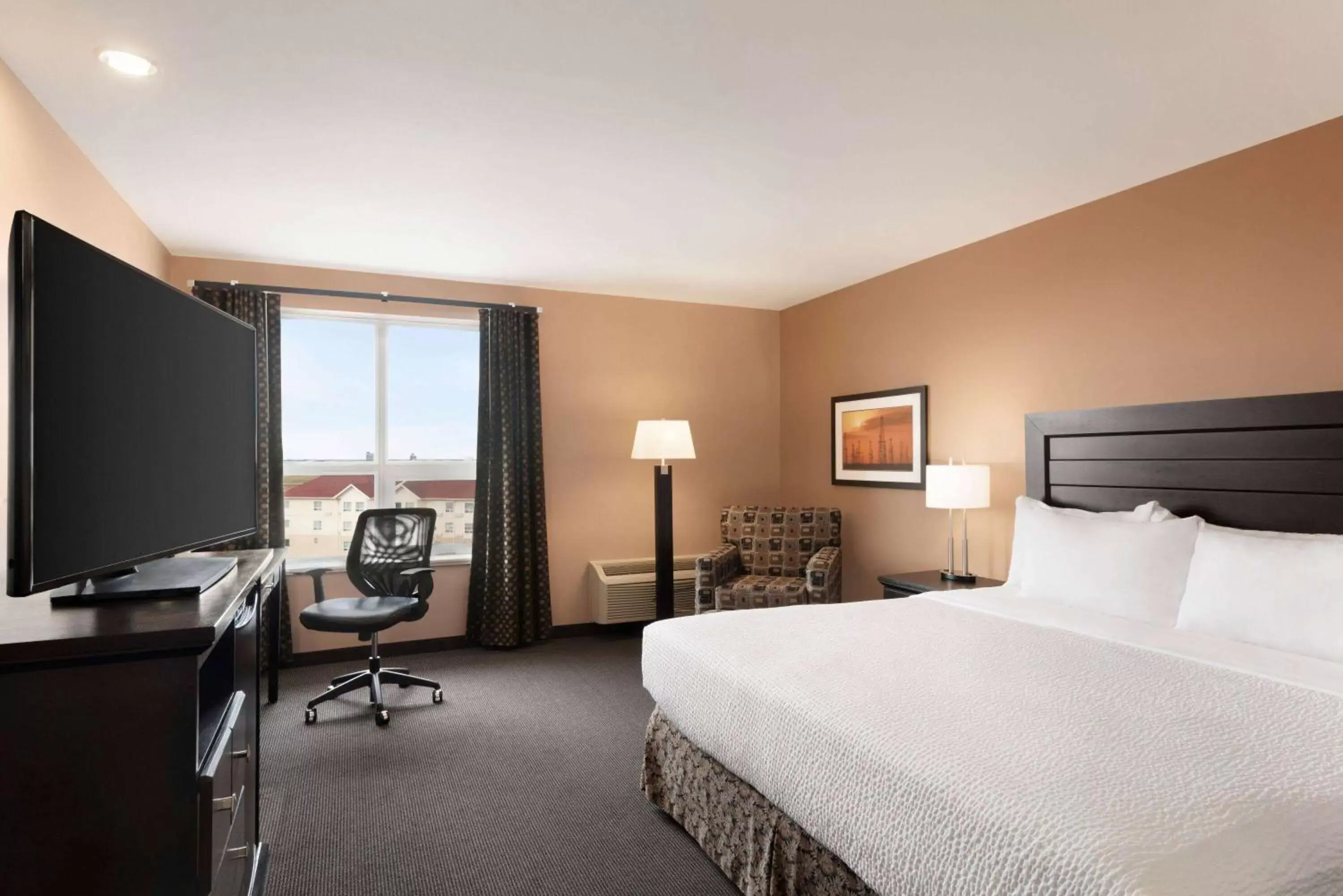 Photo of the whole room, Bed in Royal Hotel Edmonton Airport Trademark Collection By Wyndham