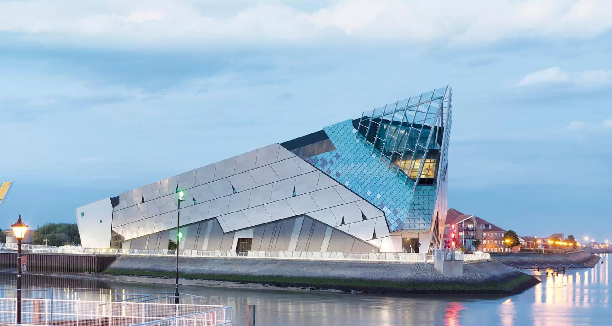 Area and facilities in The Whittington and Cat