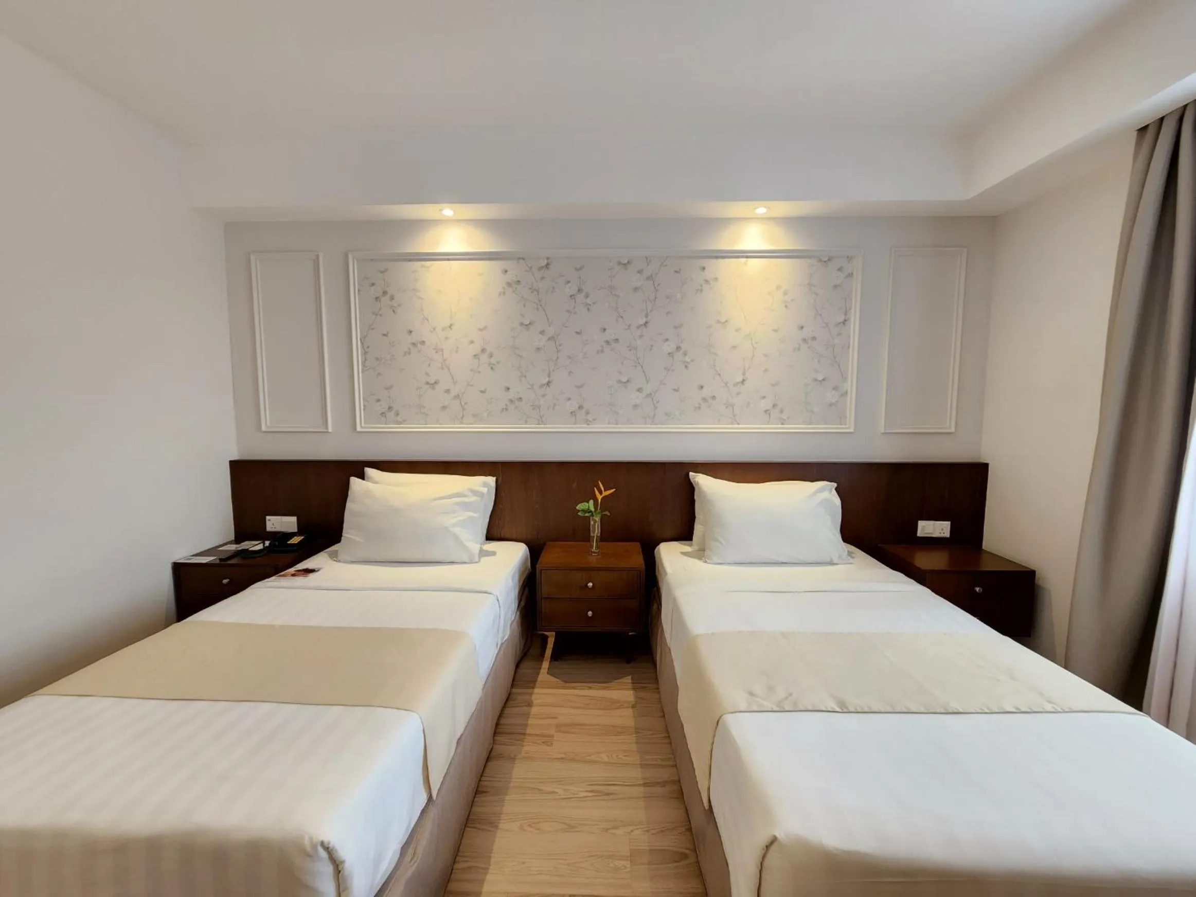 Bed in The Palace Hotel Kota Kinabalu