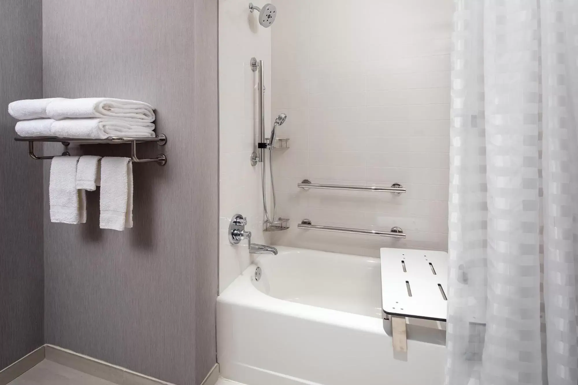 King Suite with Sofa Bed and Tub - Disability Access in Hyatt Place Harrisonburg King Suite with Sofa Bed and Tub - Disability Access in Hyatt Place Harrisonburg