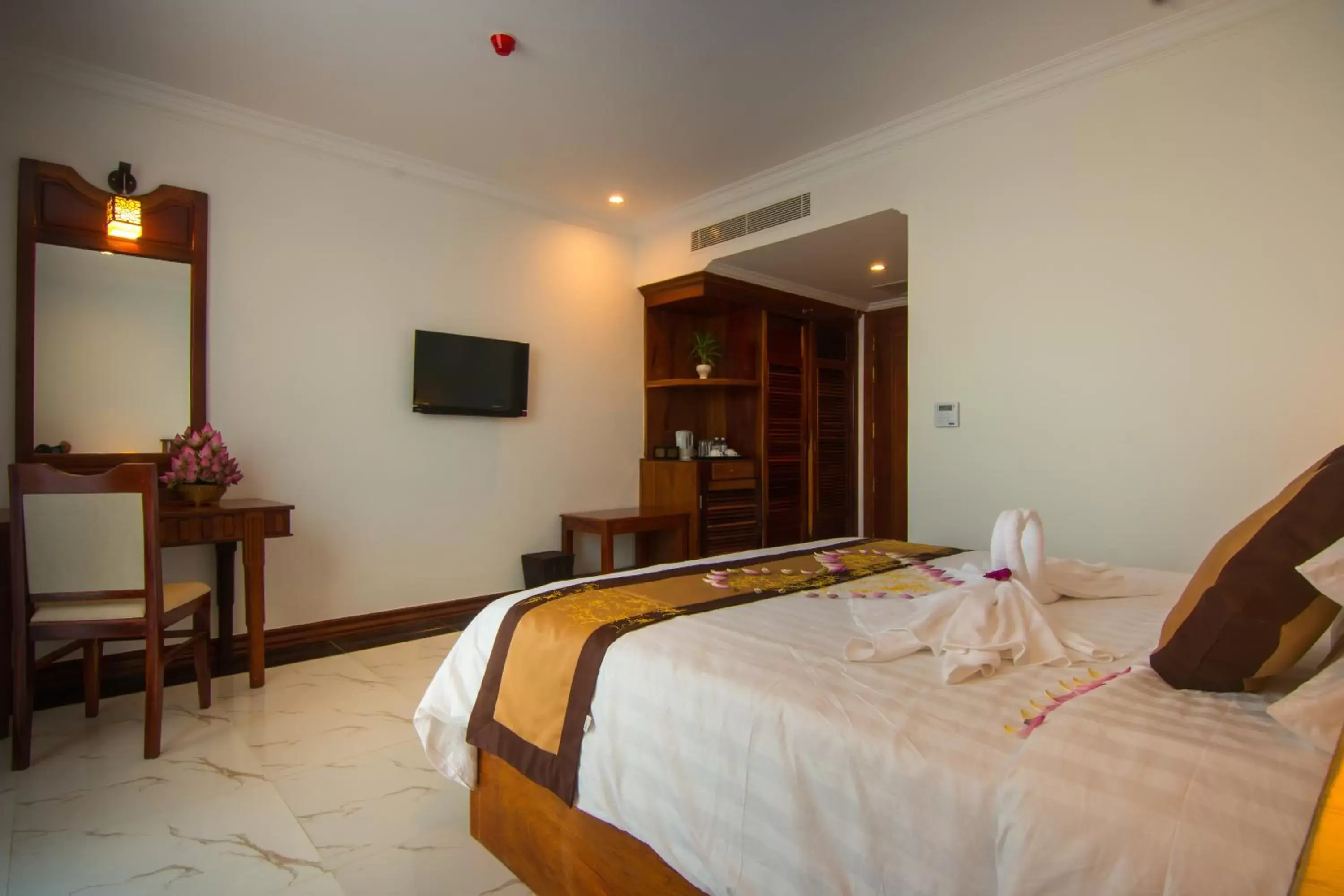 Bedroom, Room Photo in Glorious Hotel & Spa